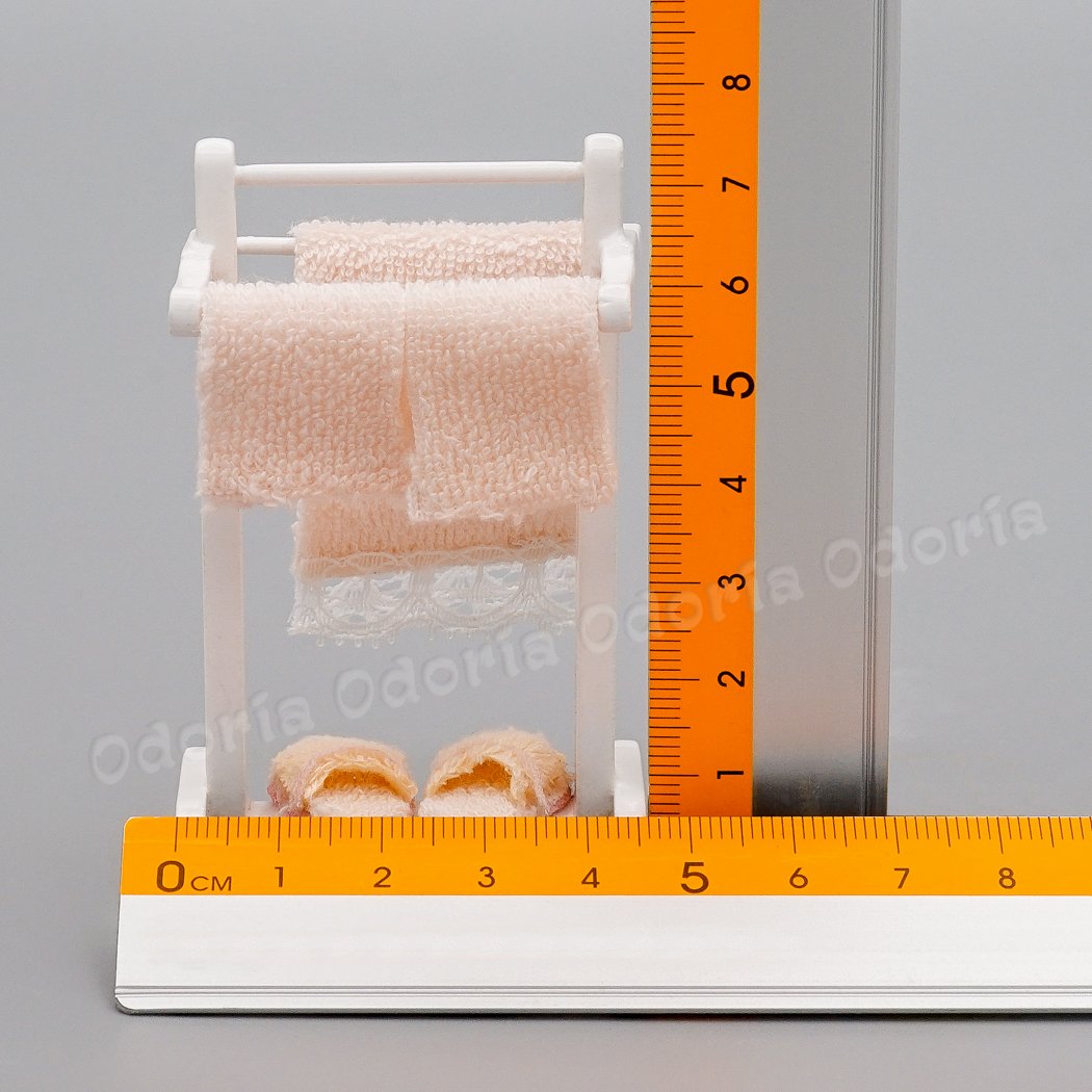 1/12 Scale Miniature Dollhouse Towel Rack - White & Pink Standing Bath Towel Holder for Cute Bathroom Decor - Perfect for DIY Miniature Scenes, Dollhouse Accessories, and Model Home Displays