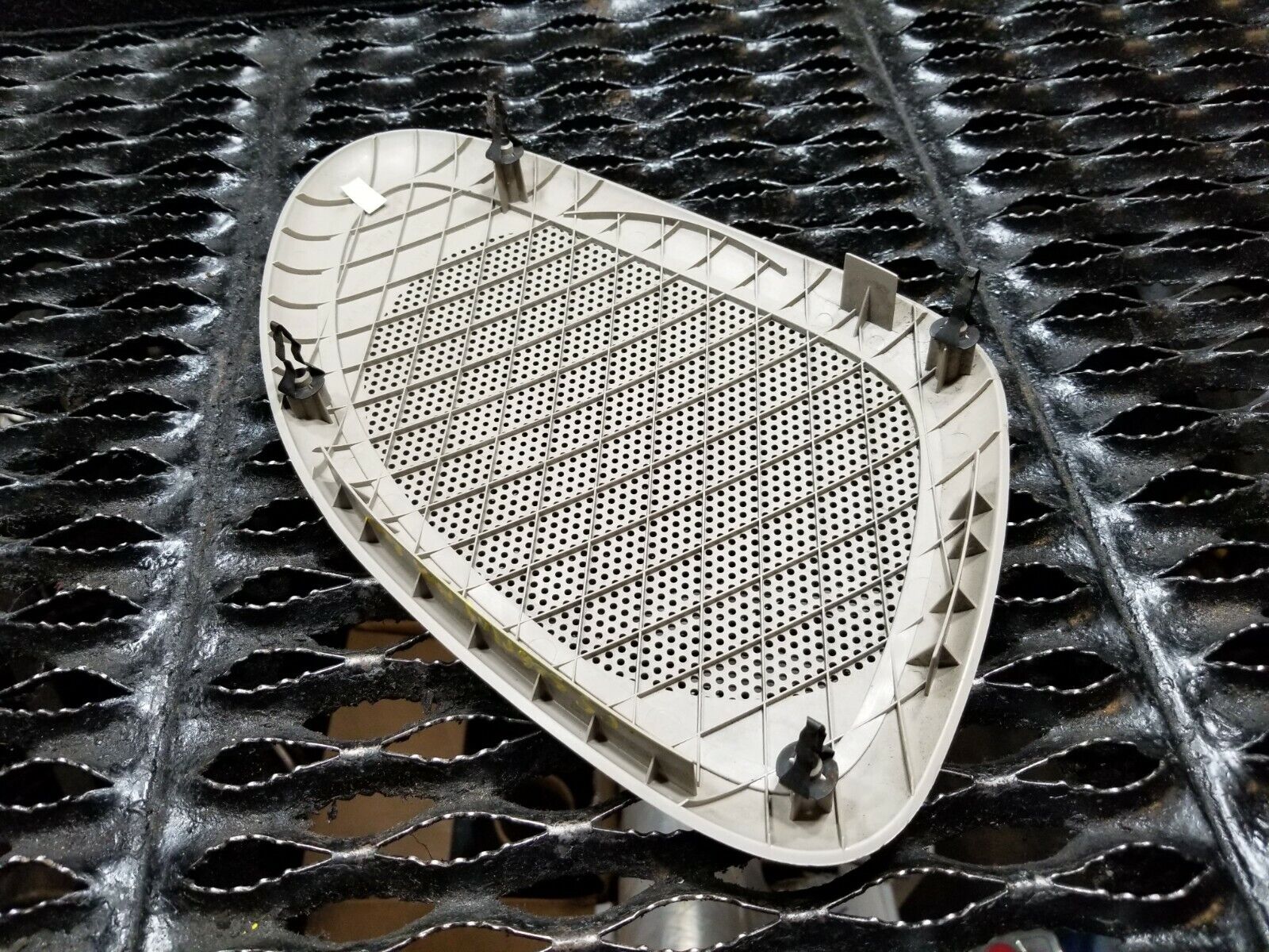 04-06 Chrysler Sebring Convertible Right Rear Passenger Speaker Grille Cover - OEM Replacement Part - Perfect for Audio System Upgrade & Car Interior Restoration