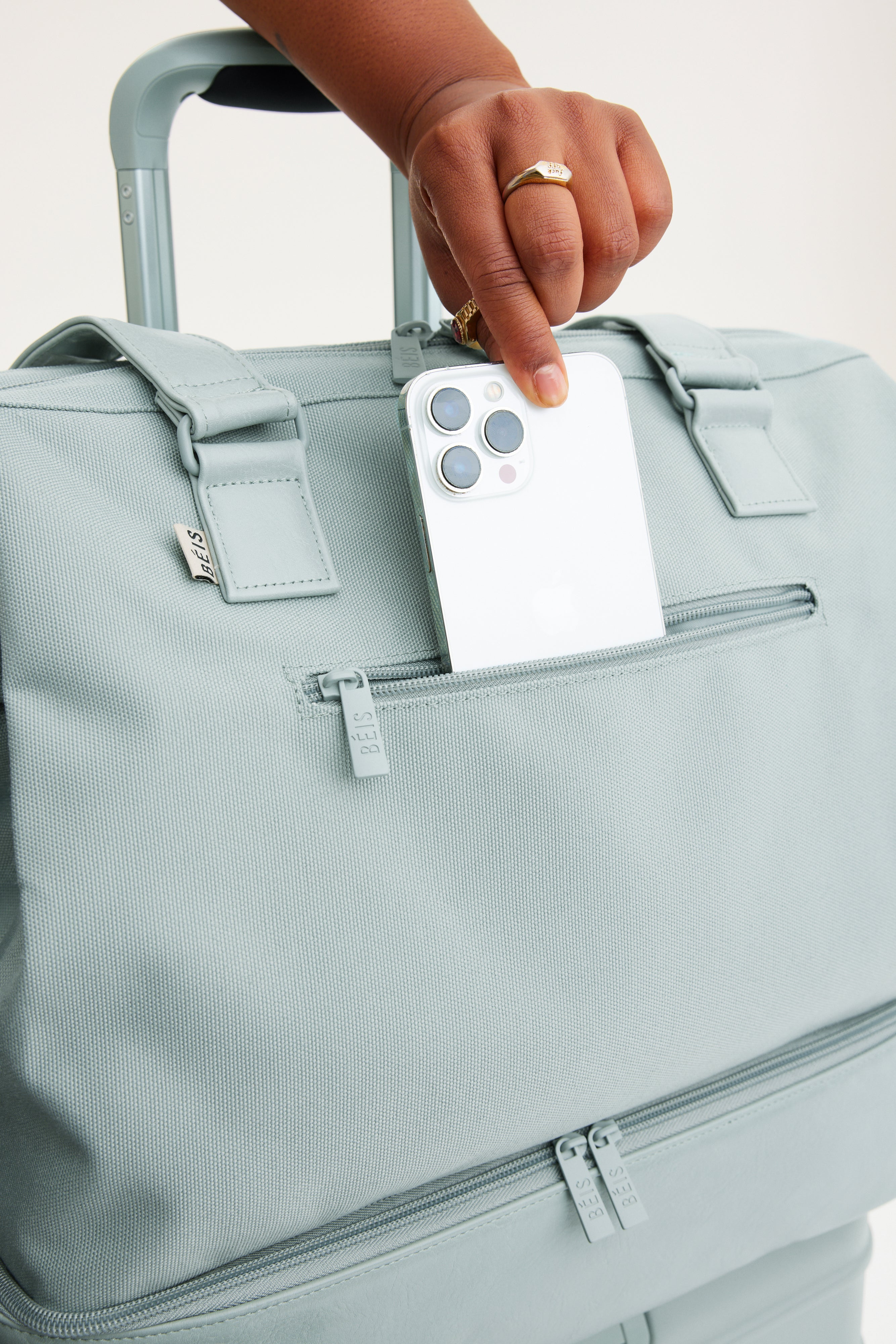 The Mini Weekender Travel Bag in Slate - Perfect for Weekend Getaways, Gym, and Business Trips
