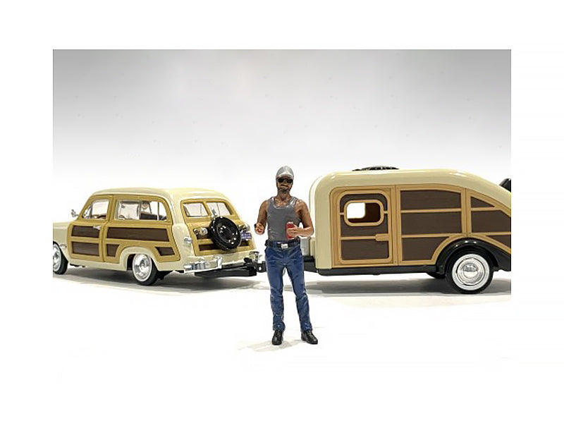 American Diorama 1/24 Scale Model Campers Figure Set of 5 - Perfect for Diorama Scenes, Model Train Layouts & Miniature Displays