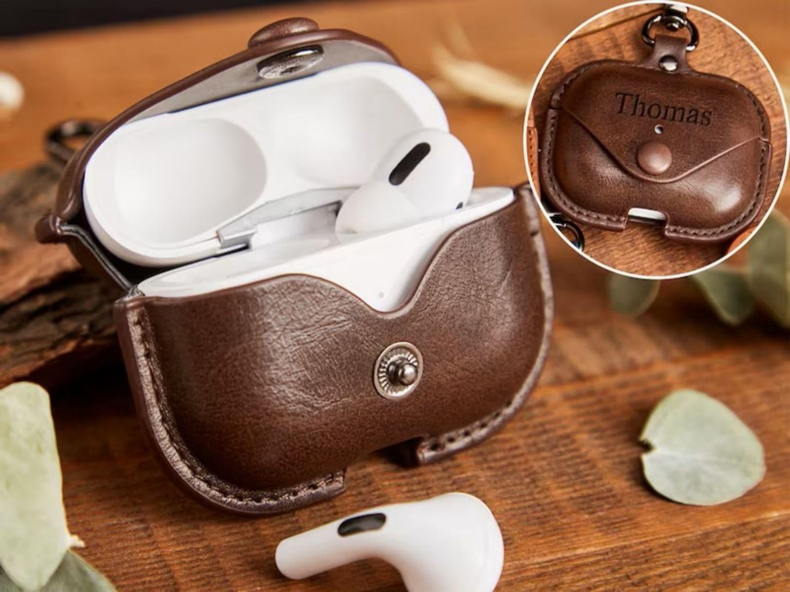 Custom Engraved Leather AirPods 1/2/3 Pro Case - Gift for Men & Mom