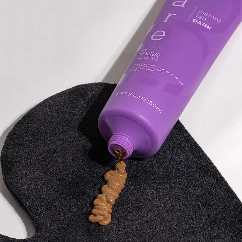 Bare by Vogue Tanning Mitt - Premium Sunless Tanning Glove for Even, Streak-Free Application - Perfect for Self-Tanning Lotion & Spray Application at Home or Salon