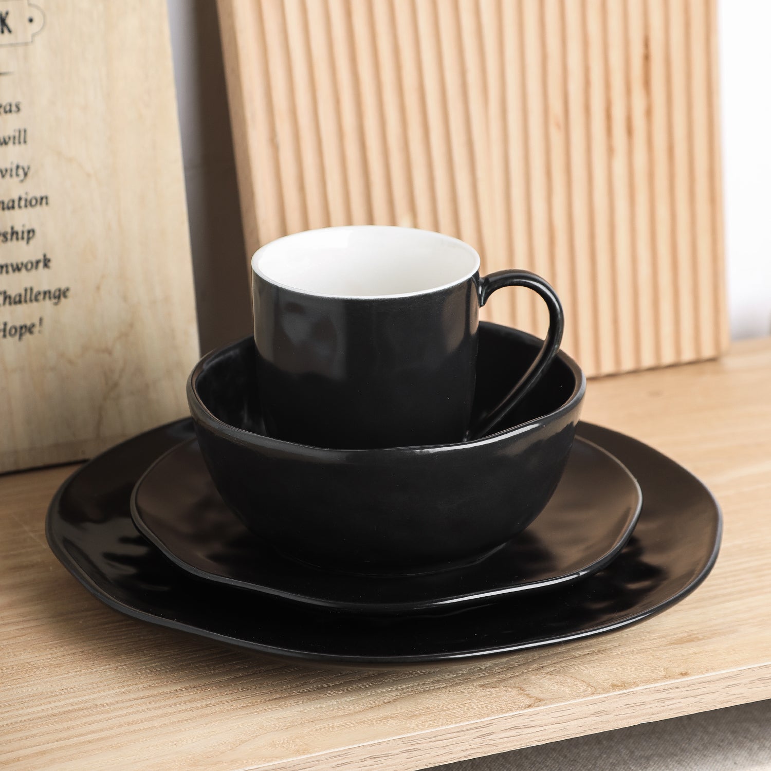 Elegant Ivy Porcelain Dinnerware Set - 16-Piece Black Fine China for Formal Dining & Special Occasions | Perfect for Weddings, Anniversaries & Holiday Entertaining