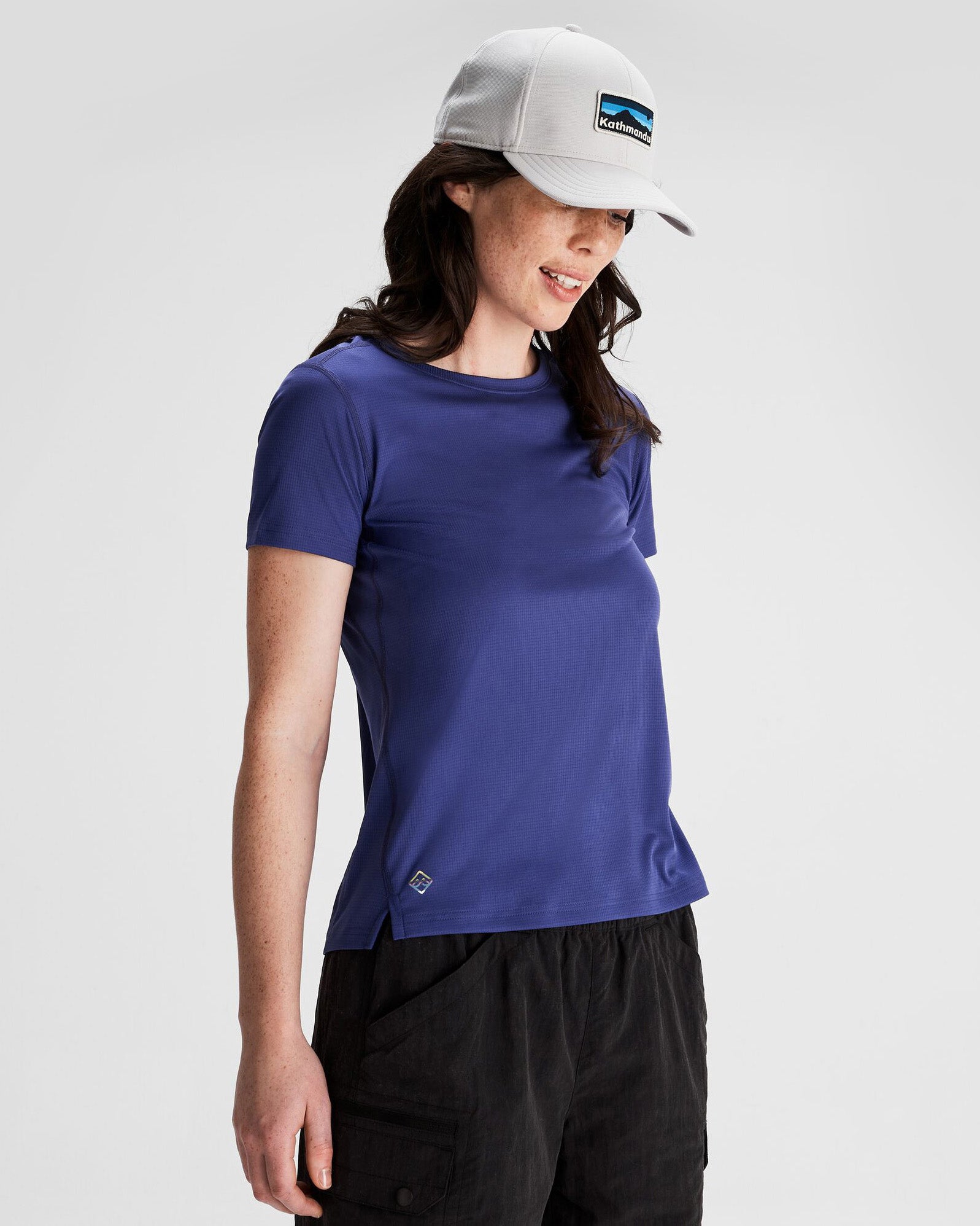 Women's Seeker T-Shirt with Horizon Line Design - Comfortable Casual Tee for Everyday Wear, Outdoor Activities & Street Style Fashion