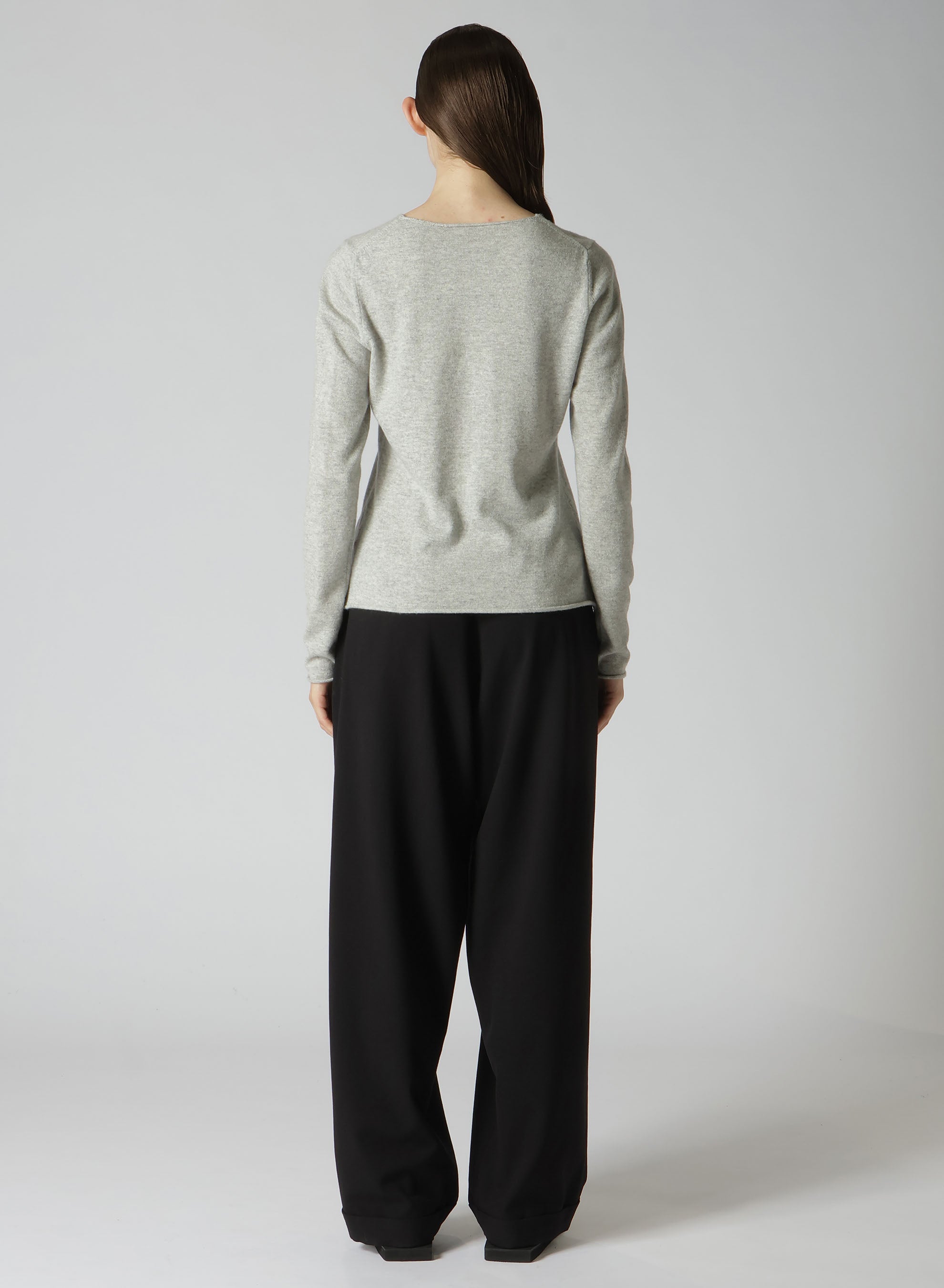12G Embroidery Plain Weave Round Neck T-Shirt - Soft Cotton Crewneck Tee for Casual Wear & Everyday Outfits