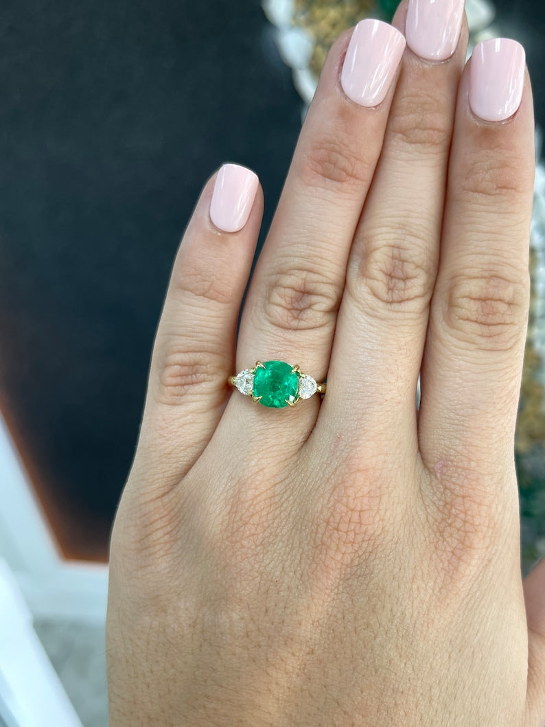 3.54tcw Vivid Colombian Cushion Cut Emerald & Heart Diamond Engagement Ring in 18K Gold - Perfect for Proposals, Anniversaries & Romantic Occasions