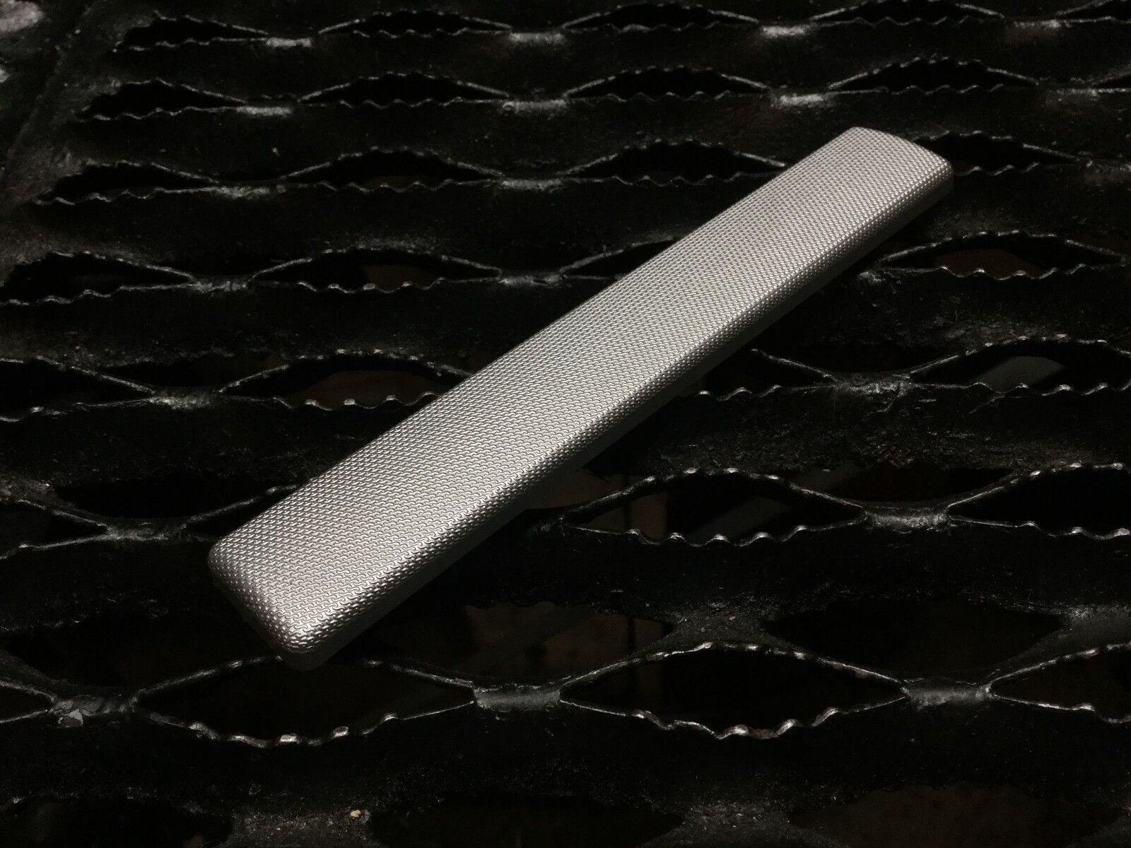 Original Porsche Cayenne 04-06 Silver Dashboard Trim 7L5857226A OEM - Perfect Fit for Interior Upgrade & Restoration