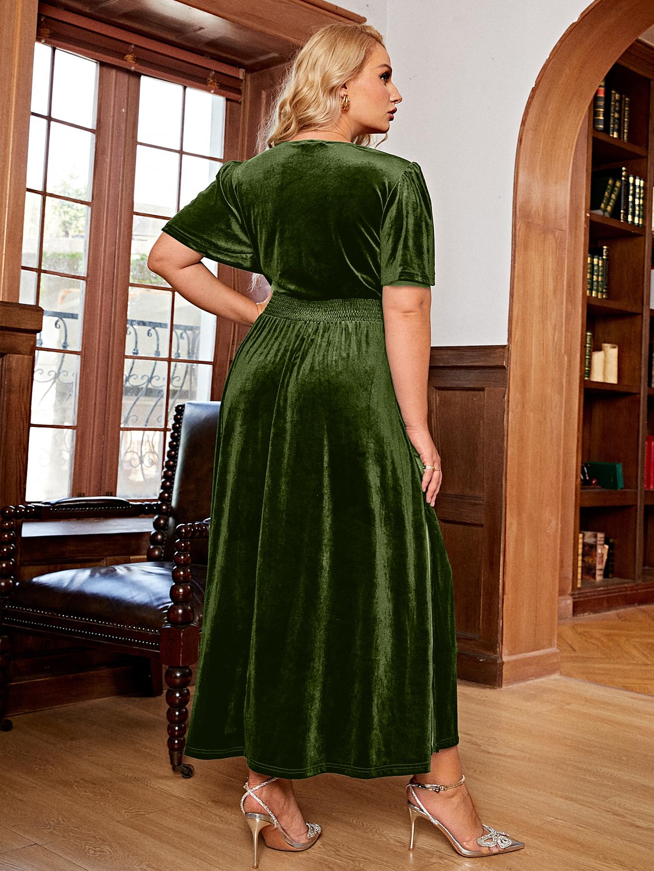 BerryGo Women's Plus Size Velvet Formal Dress for Wedding Guest - High Waisted Maternity Maxi Dress with V Neck & Slit - Elegant Short Sleeve Evening Gown for Bridesmaid, Prom, Cocktail Party & Special Occasions