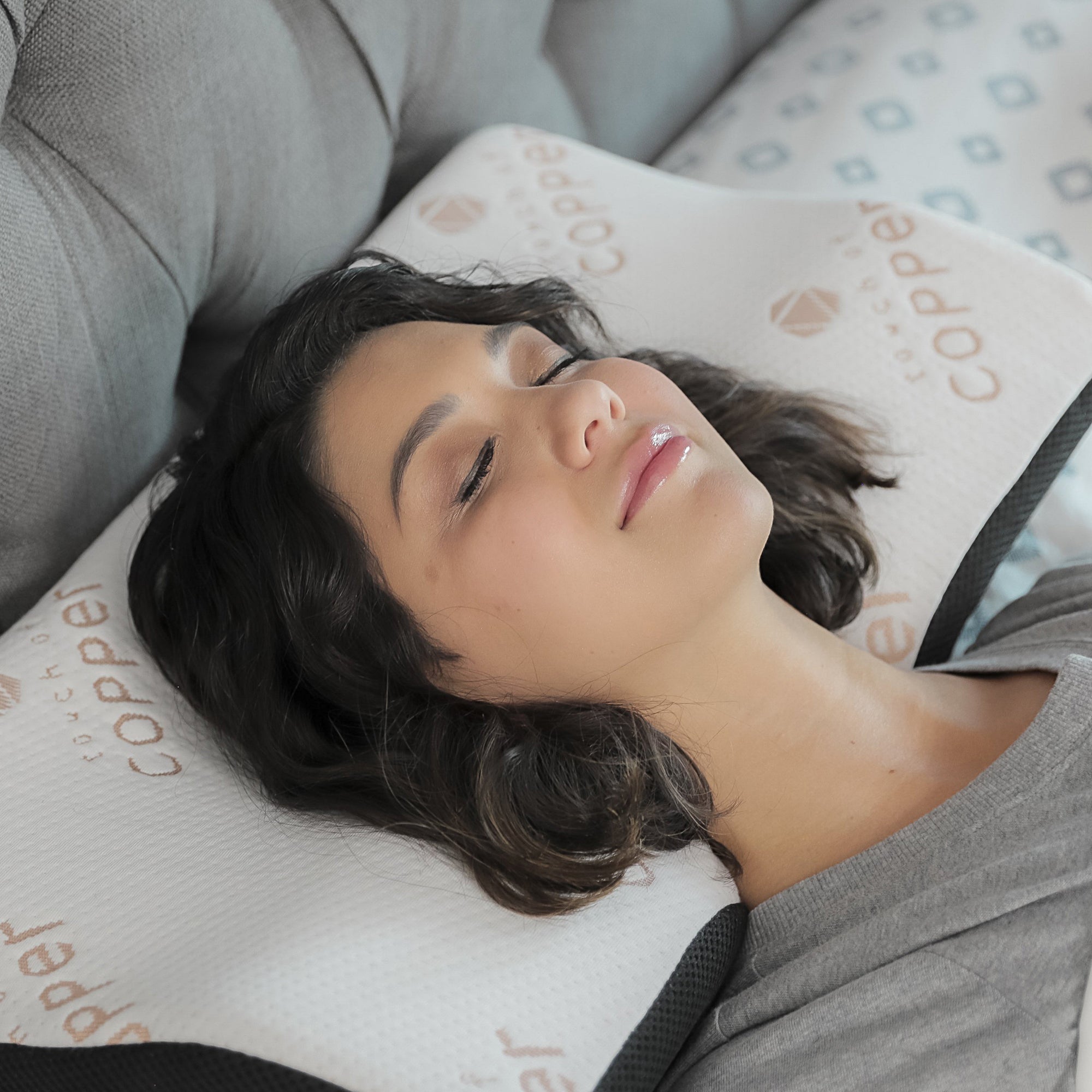 CARBON SNORE X Ultra THIN Flat PILLOW - Anti-Snoring Memory Foam Pillow for Side & Back Sleepers - Perfect for Travel, Home & Office Use