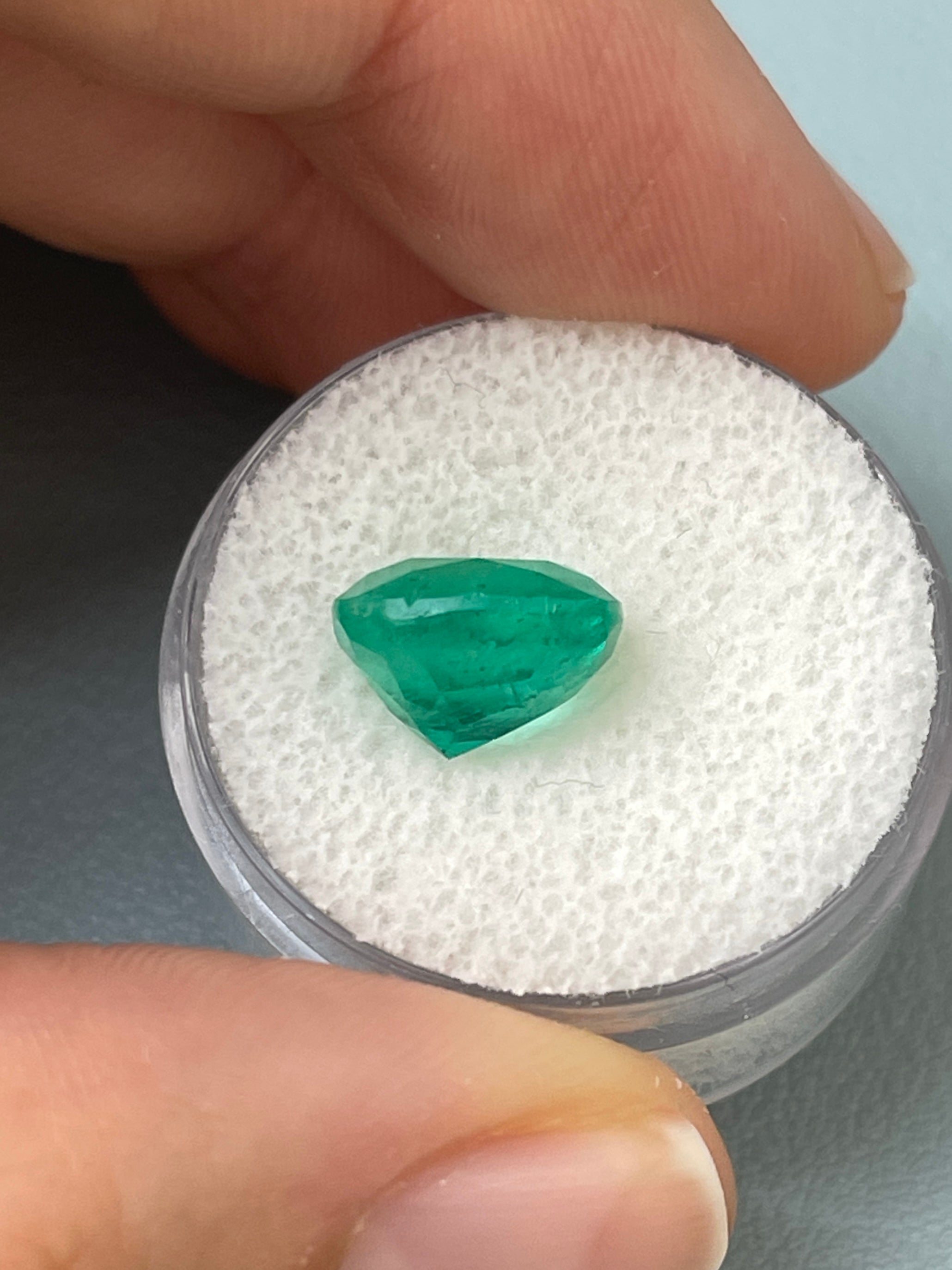 4.37 Carat Natural Colombian Emerald - 10.5x9mm Cushion Cut Loose Gemstone, Deep Green with Unique Freckles | Perfect for Engagement Rings, Fine Jewelry & Collector's Pieces