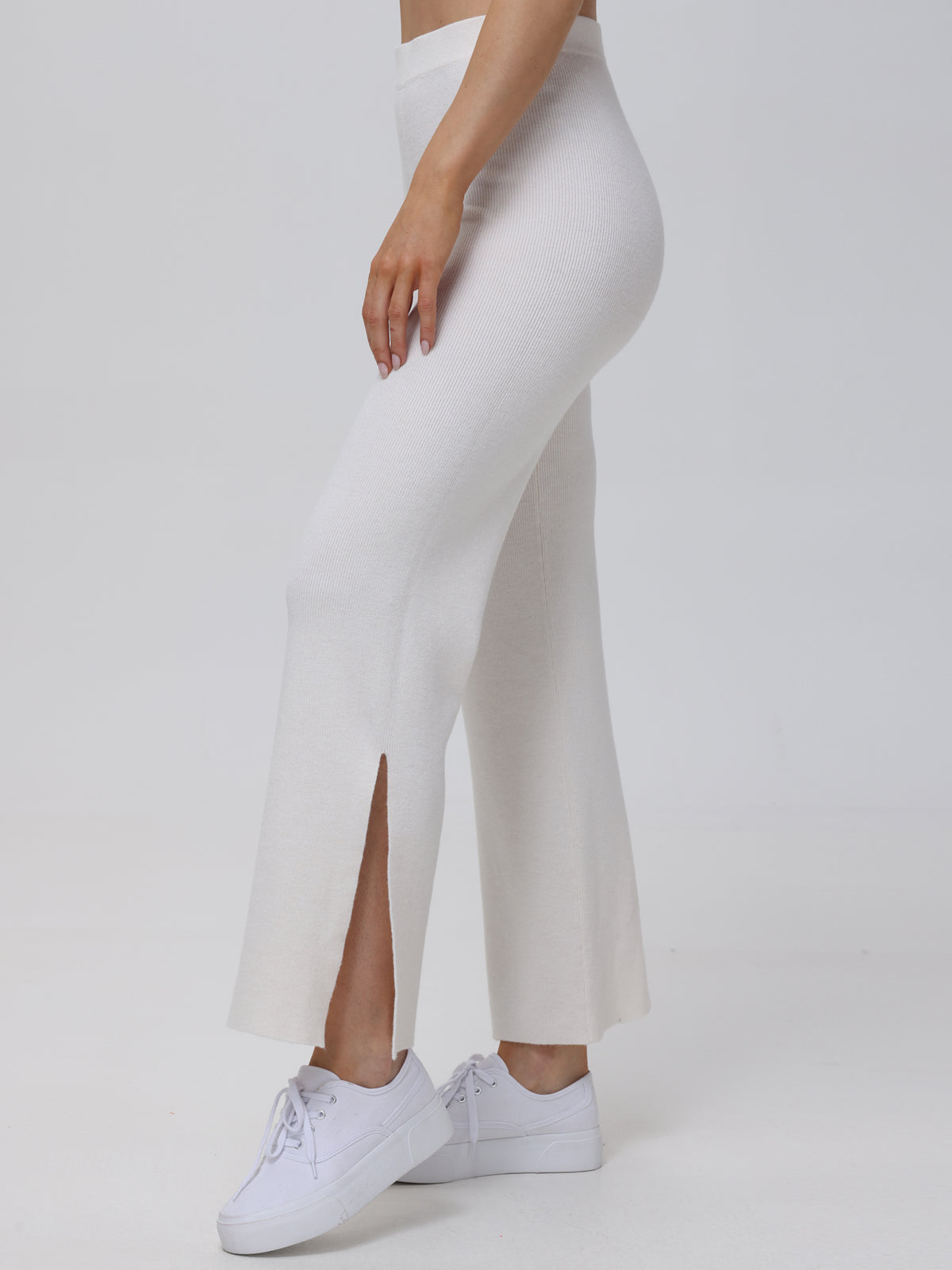 Premium Women's Cashmere Sweatpants - Soft & Cozy High-Waisted Lounge Pants for Home, Yoga & Winter Comfort