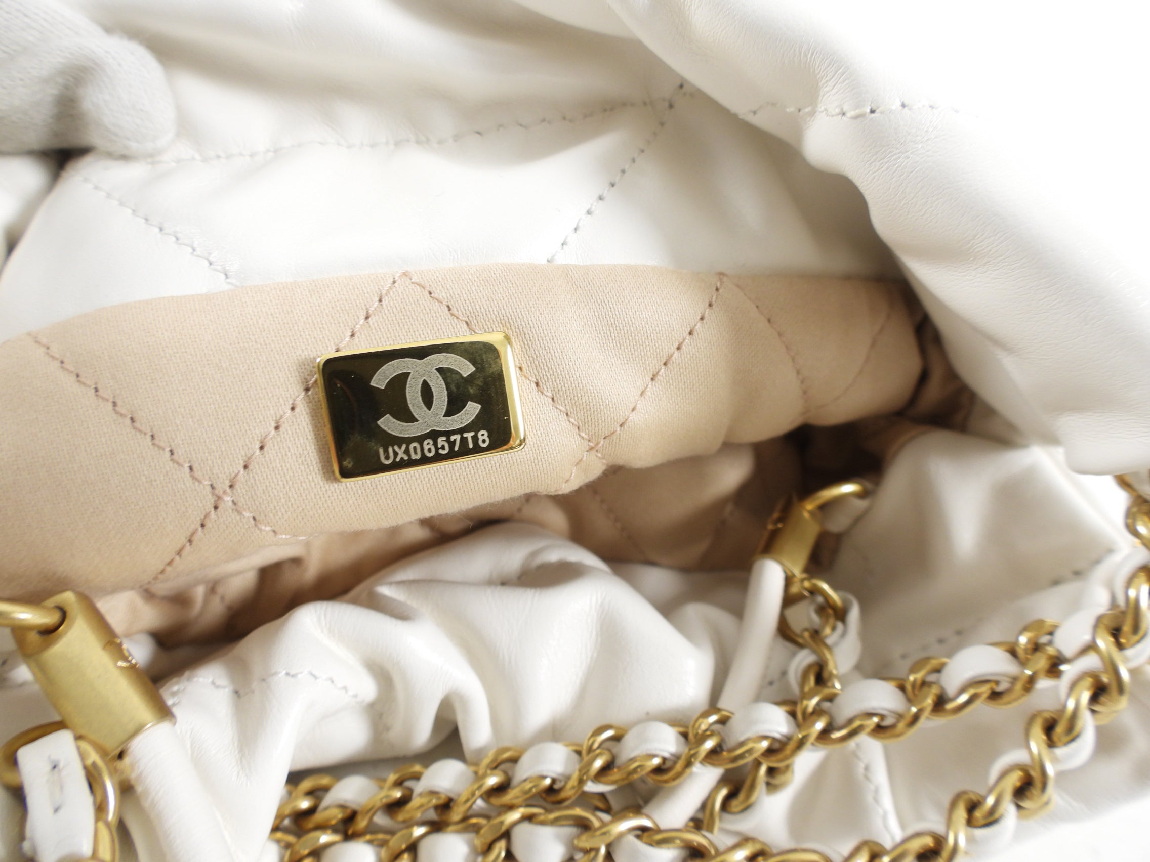 Chanel 22 Mini Chain Bag in White Glossed Leather with Signature Logo - Perfect for Evening Events, Date Nights & Luxury Fashion Accessories