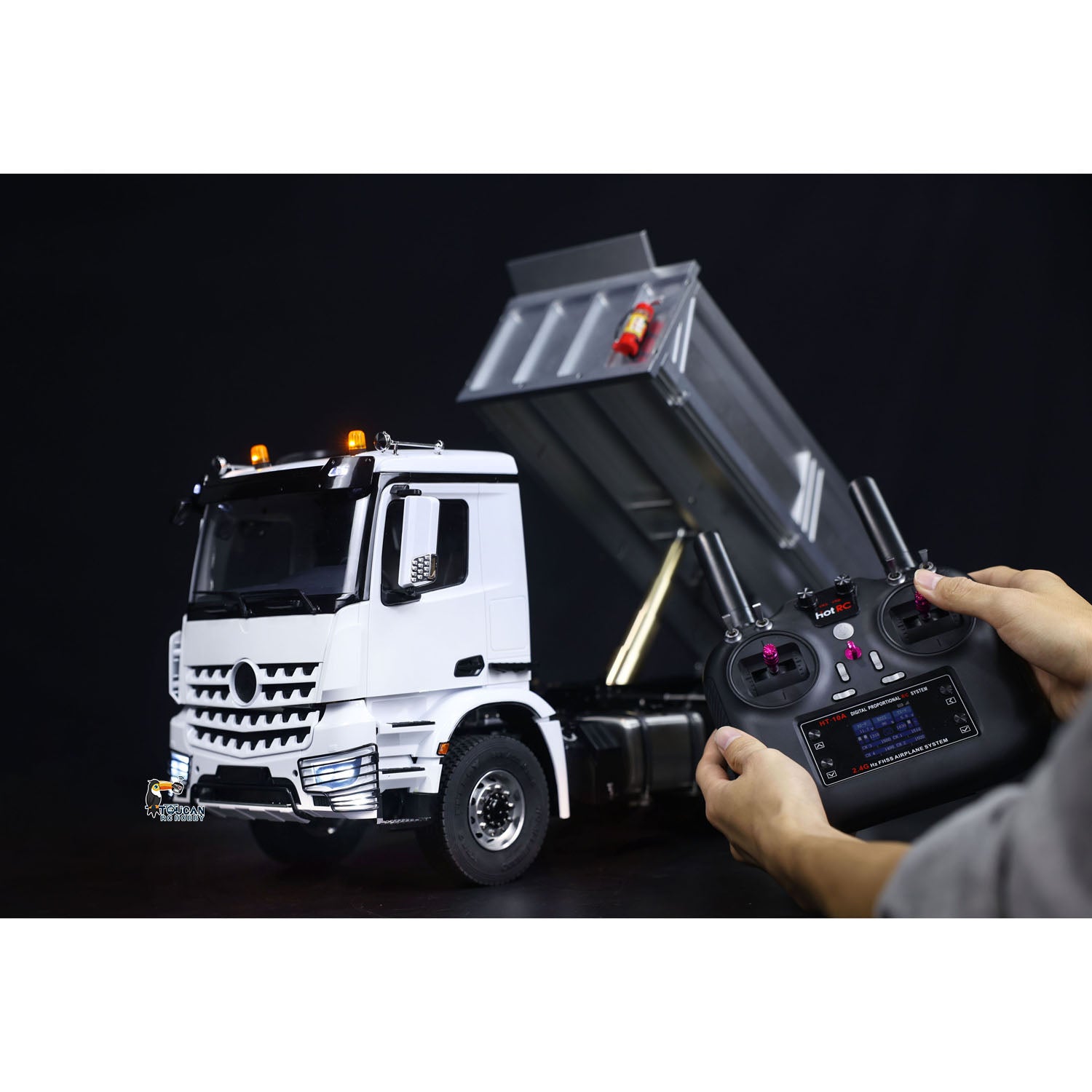 1/14 Scale RC Hydraulic Dumper Truck - 2 Speed Remote Control Tipper Car with Metal Chassis, Light & Sound Effects, No Lock Differential (3348 Model) - Perfect for Construction Site Play, Off-Road Racing and Collector's Display