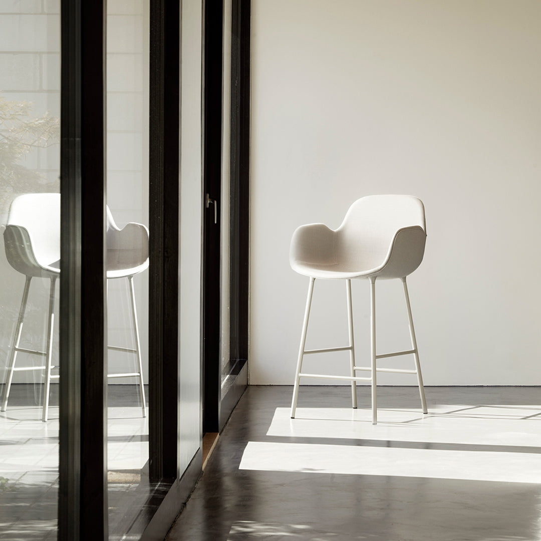 Stylish Fully Upholstered Form Counter Armchair - Perfect for Kitchen Islands, Breakfast Bars & Home Dining Areas