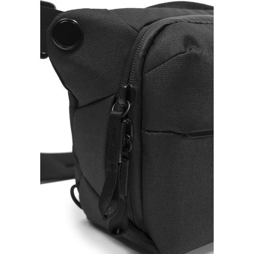 Peak Design Everyday Sling Bag 3L (Black) - Compact Camera Bag for DSLR & Mirrorless - Perfect for Travel, Hiking & Urban Commute