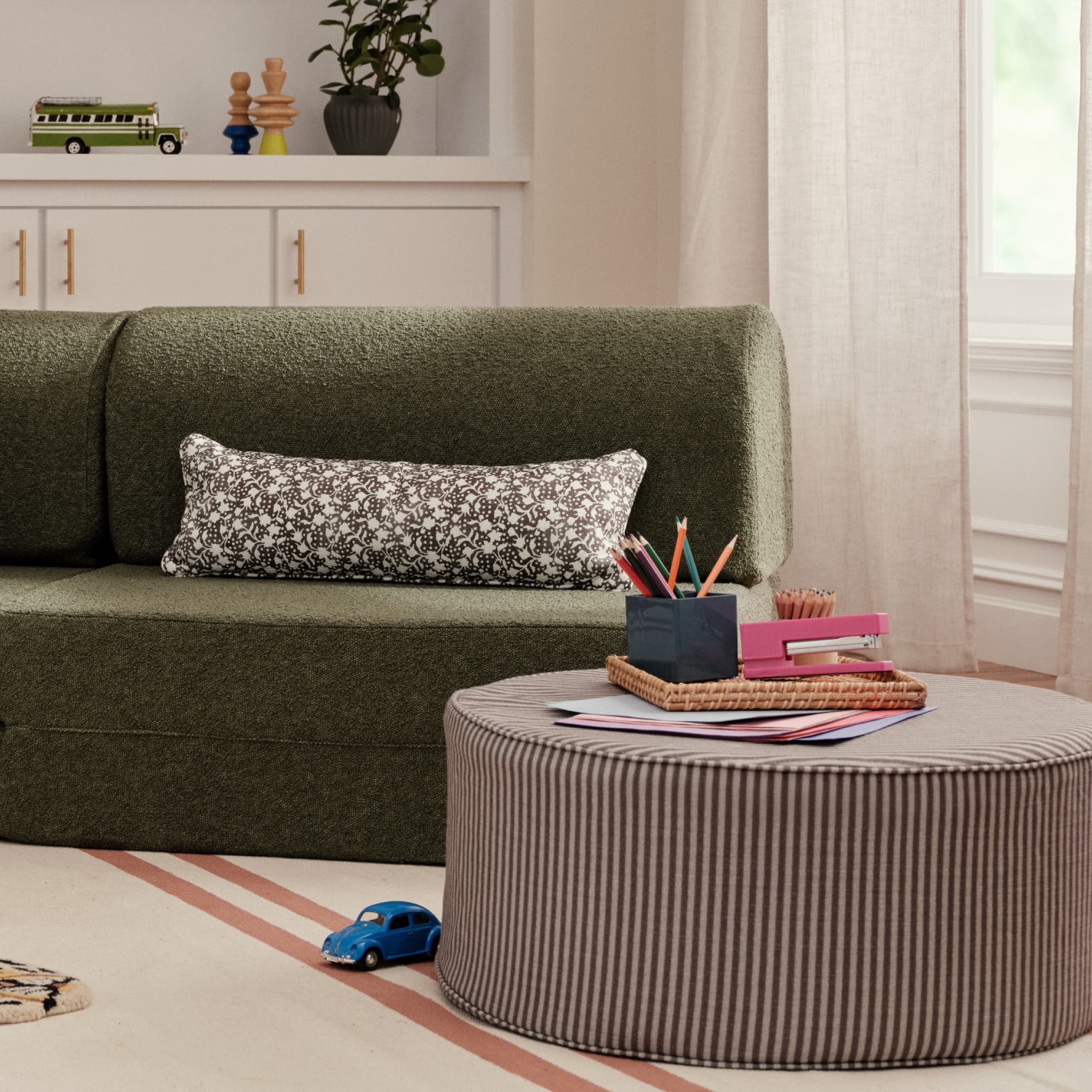 Finley Storage Ottoman - Upholstered Bench with Hidden Storage for Living Room, Bedroom & Entryway - Perfect for Extra Seating & Organizing Blankets, Pillows & Toys