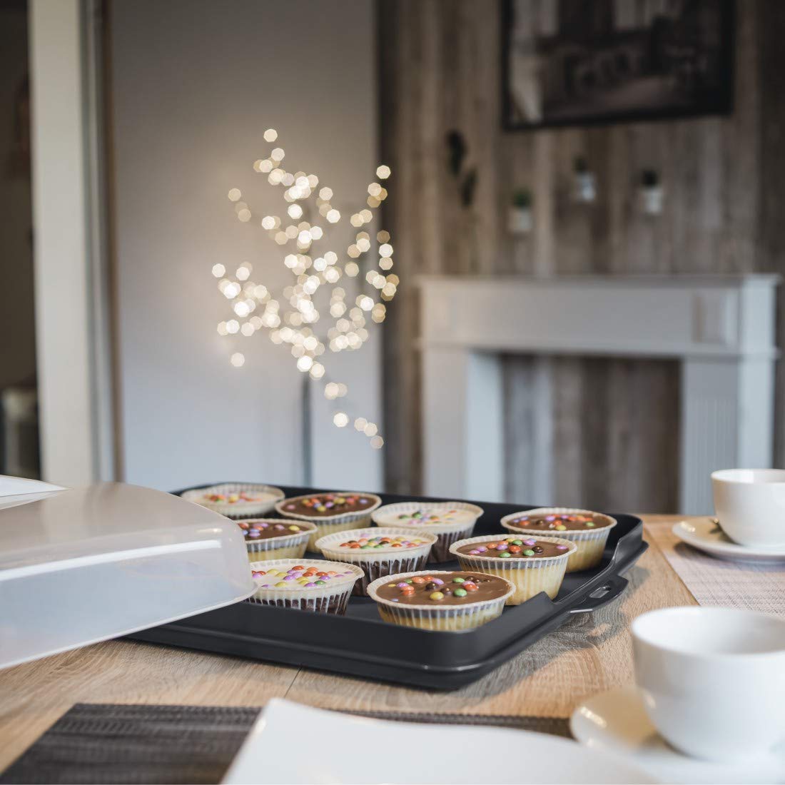 Stackable Tray Bake Box for Food Transport & Storage