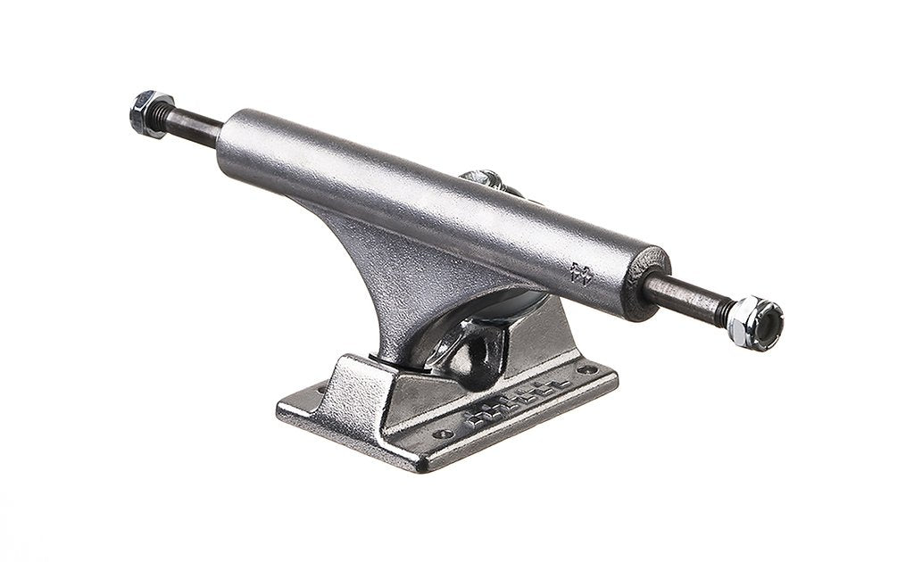 ACE 44 Silver Skateboard Trucks Set - 8.35