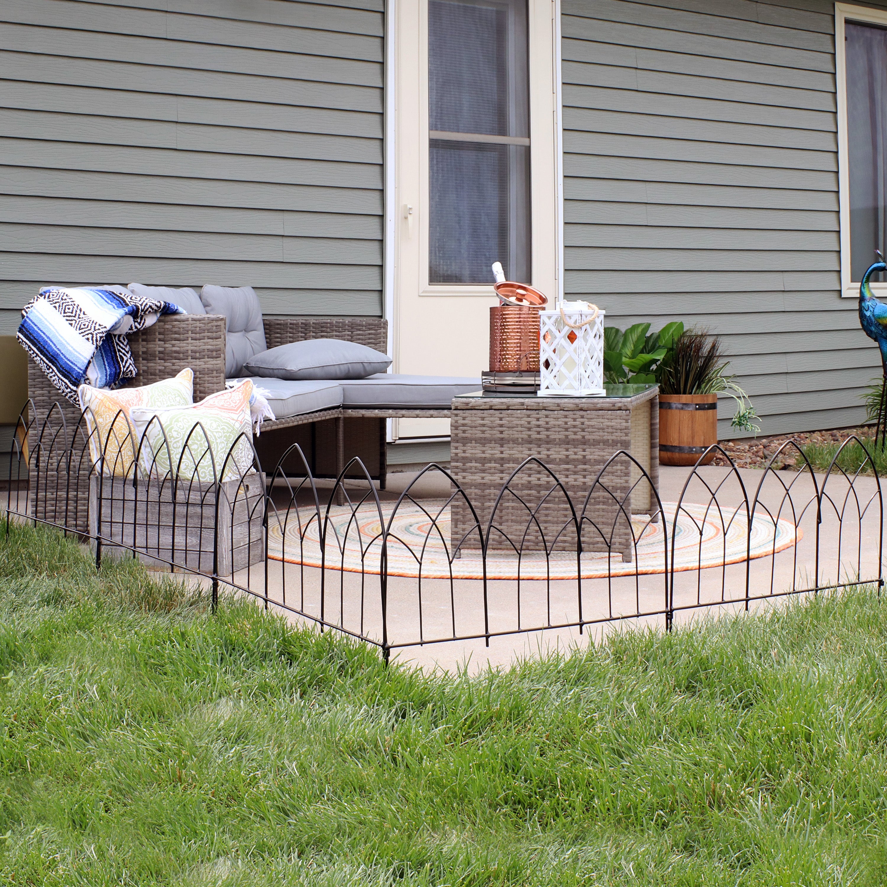 Sunnydaze 5-Piece Narbonne Steel Garden Fence Panels - 9' Overall Height, Rust-Resistant Outdoor Metal Fencing for Yard, Lawn, and Garden Protection - Perfect for Home Landscaping and Property Boundaries