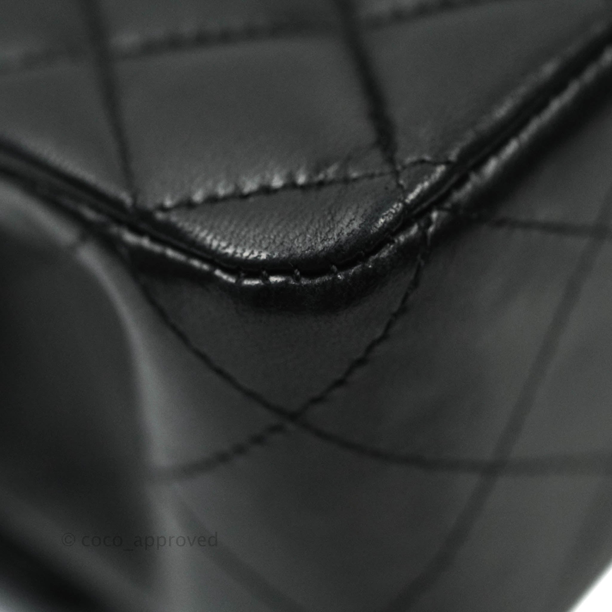 Chanel Classic Medium Double Flap Bag Black Lambskin Leather with Gold Hardware - Luxury Handbag for Women, Perfect for Evening Events & Special Occasions
