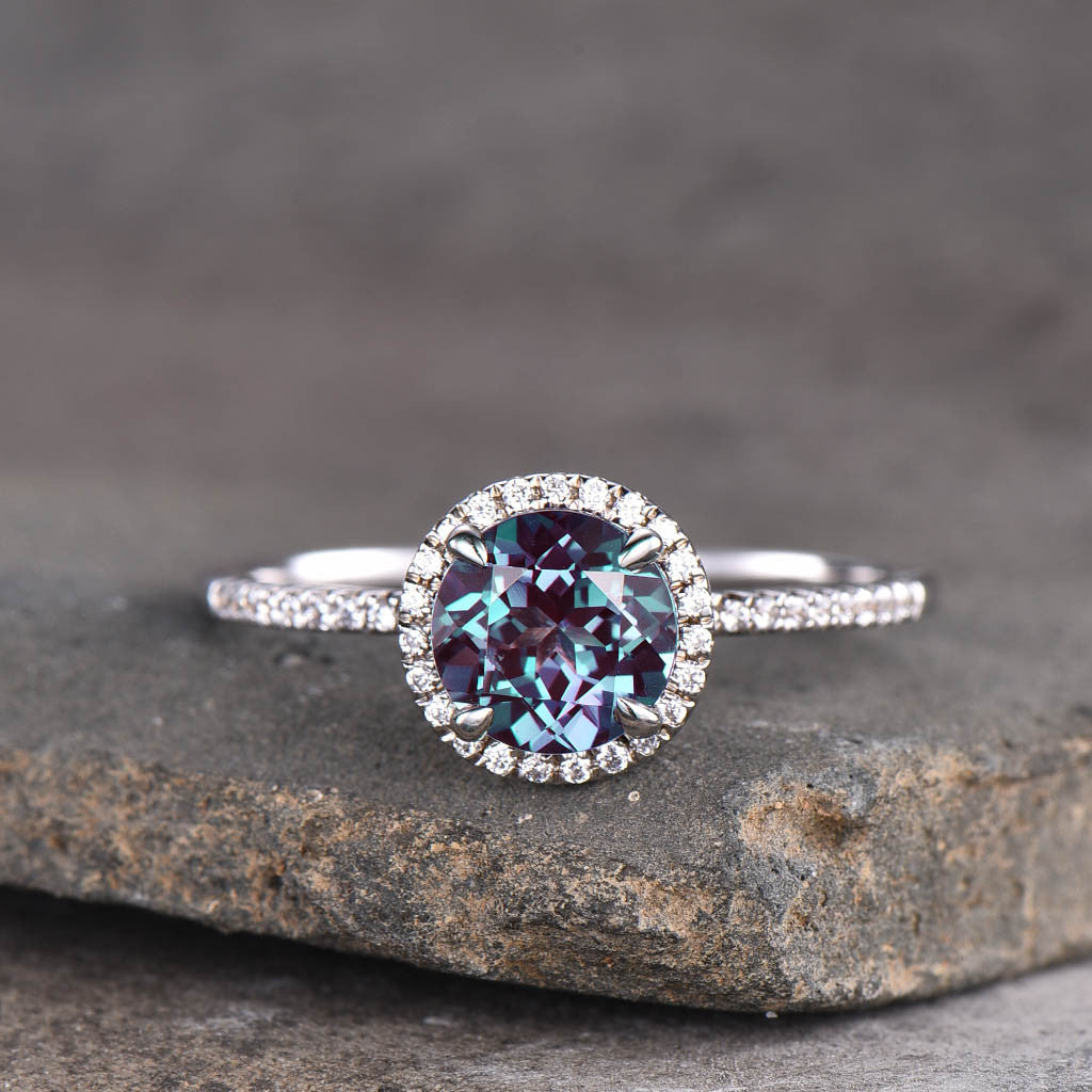 Waverly Alexandrite Diamond Halo Engagement Ring 14K/18K Gold - Classic Vintage Style Wedding Band for Women | Perfect for Proposals, Anniversaries & Romantic Occasions