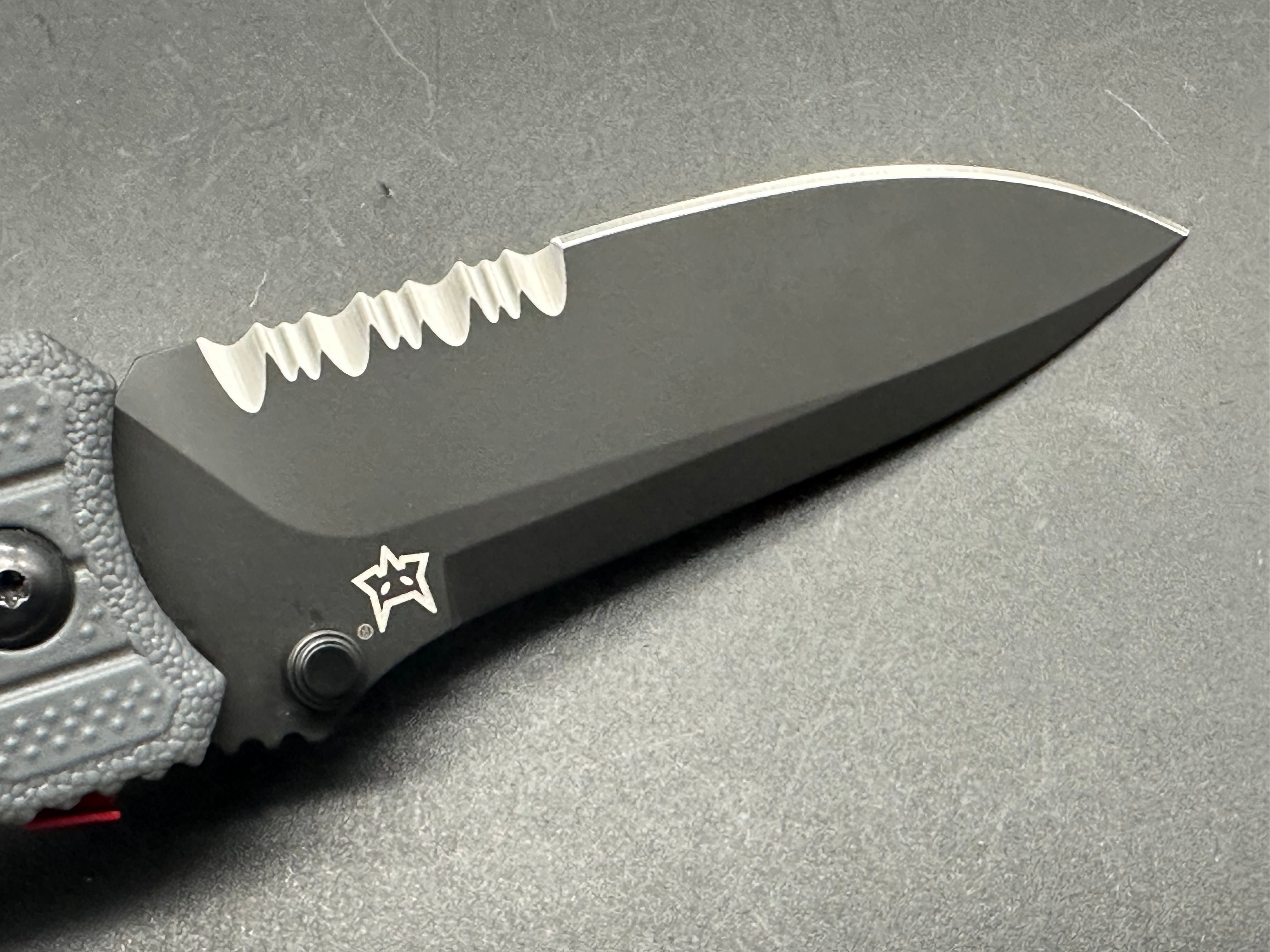 Fox Knives Predator FX-446 Grey Wolf Serrated Hunting Knife - Durable Outdoor Survival Knife for Camping, Hunting & Bushcraft