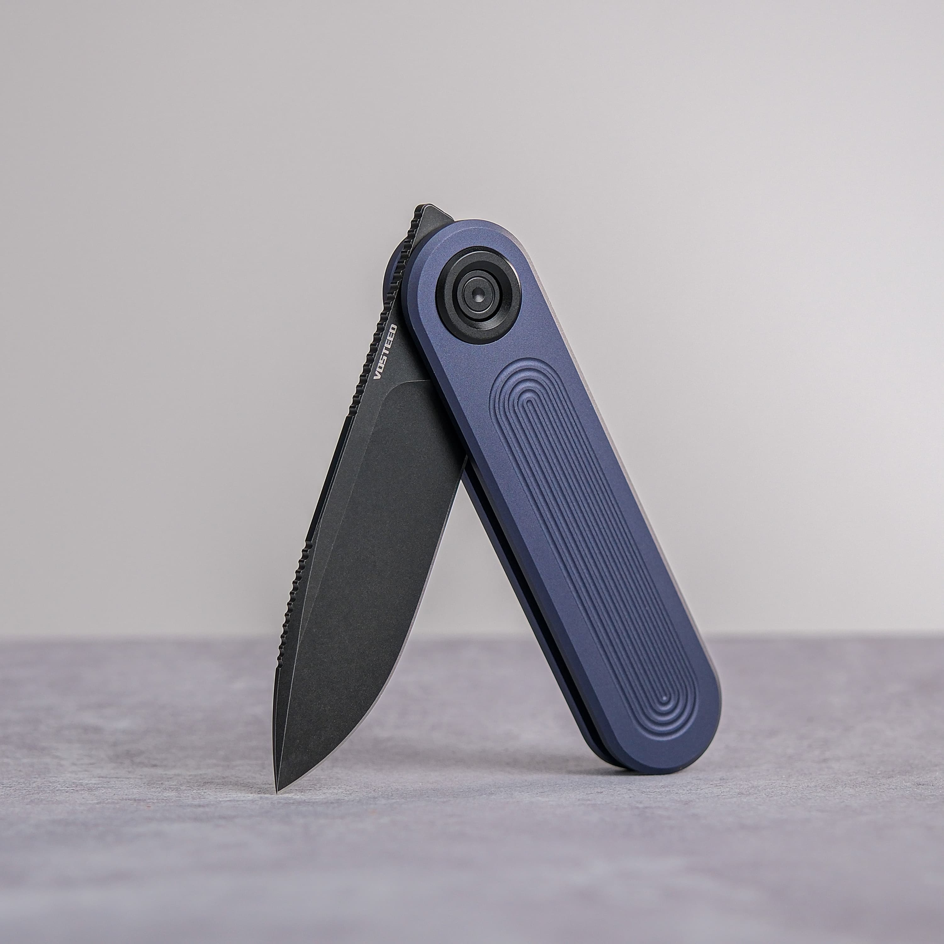Corgi V 295 Vanchor Lock Folding Knife - 2.95