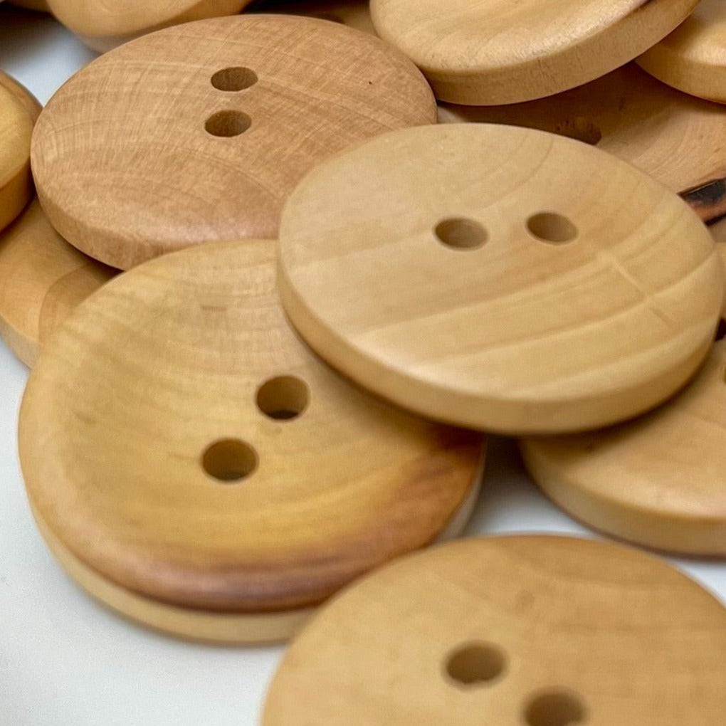 Natural Wooden Buttons for Sewing & Crafts - Eco-Friendly DIY Clothing Accessories - Perfect for Scrapbooking, Card Making & Home Decor Projects