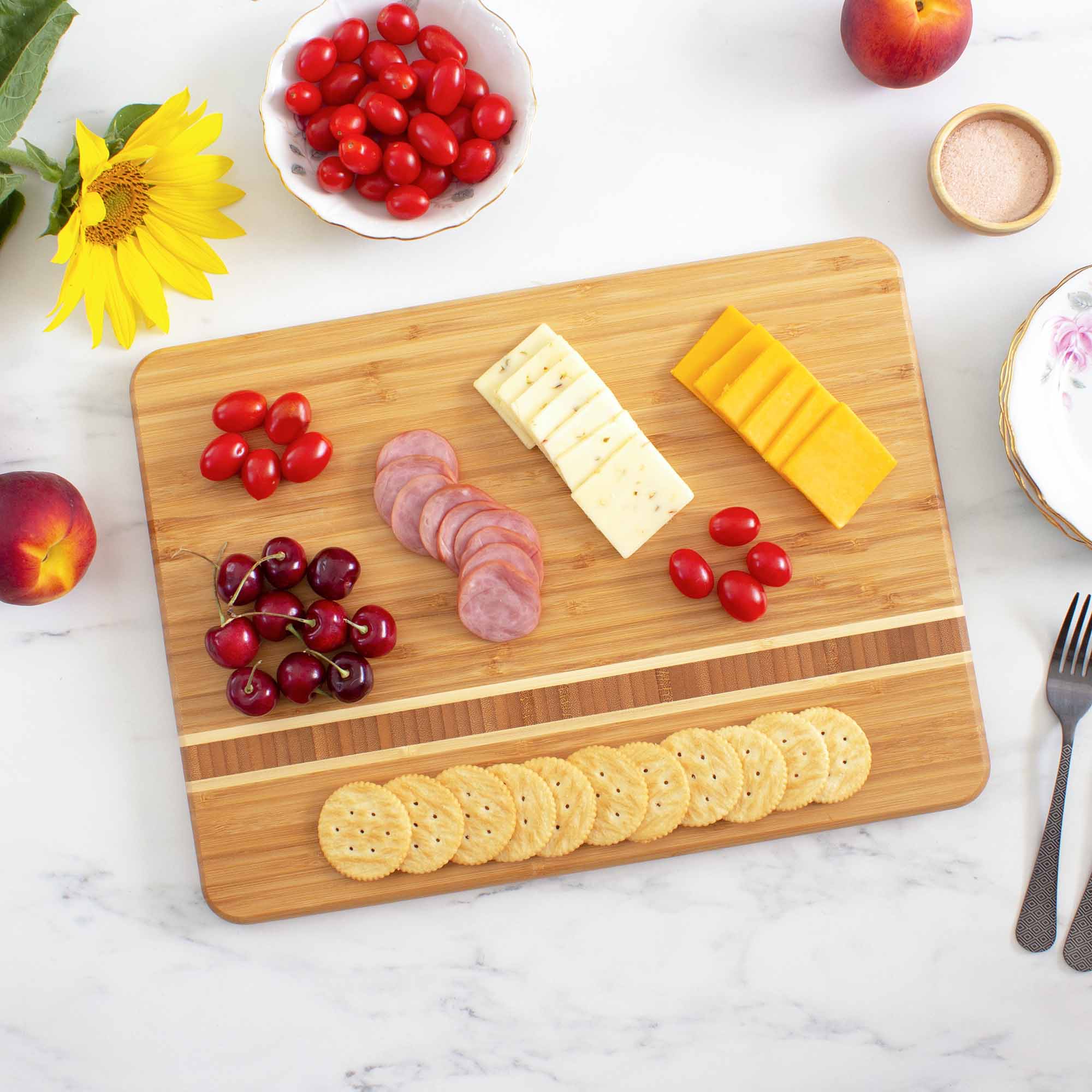 Premium Martinique Wood Cutting Board - 15
