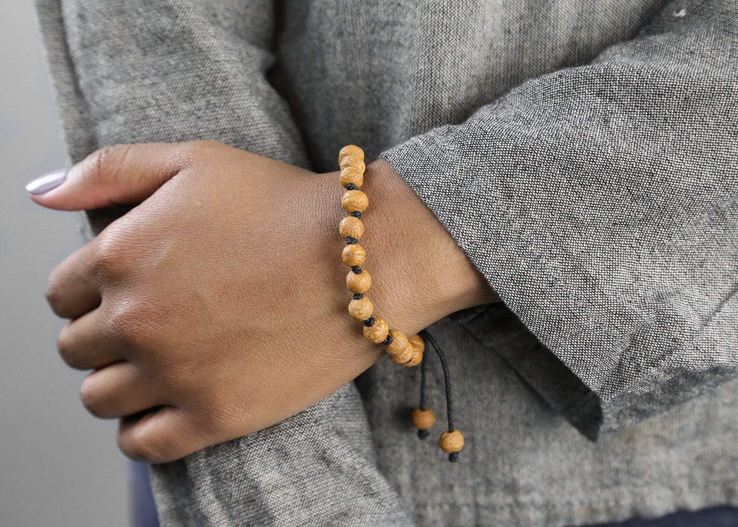 Handmade Raktu Seed Bracelet - Natural Beaded Yoga & Meditation Accessory for Women & Men - Boho Chic Spiritual Jewelry for Mindfulness, Healing & Positive Energy