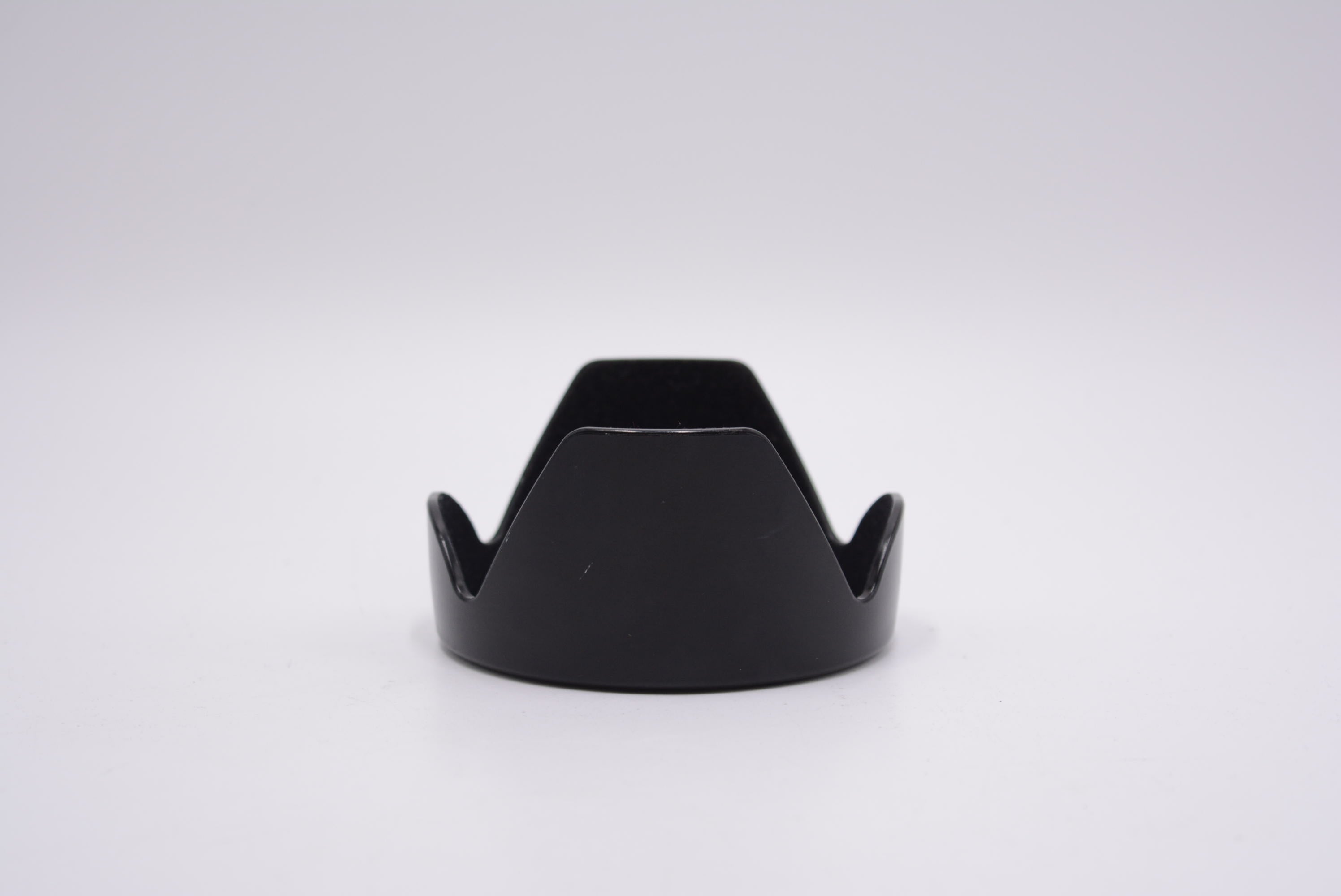 Canon EW-78D Lens Hood for Canon EF-S 18-200mm f/3.5-5.6 IS Lens - Compatible with DSLR Cameras - Perfect for Travel, Wildlife & Portrait Photography