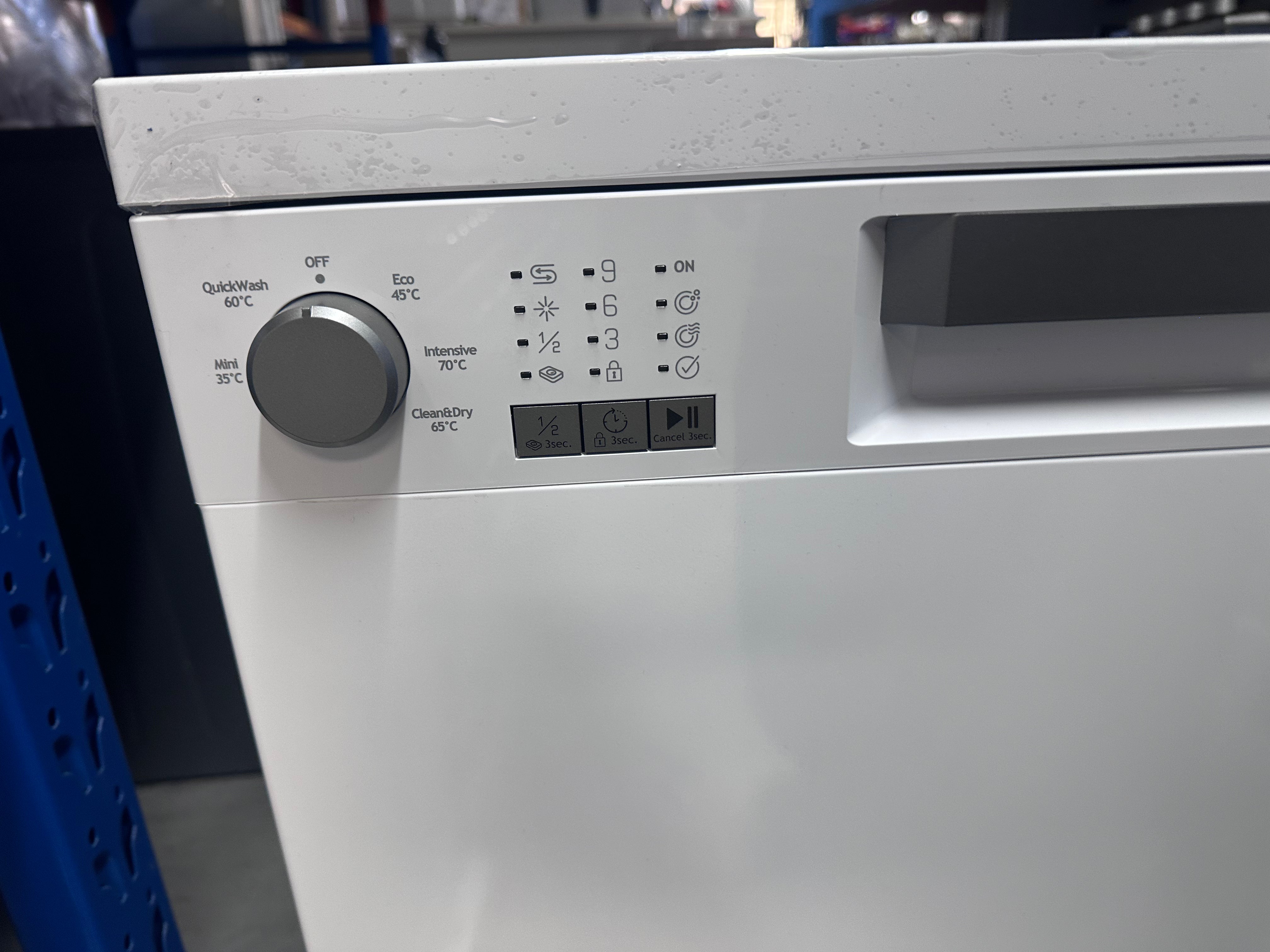 Altus 60cm Freestanding White Dishwasher ADF140W - European Made, Factory Second | Perfect for Small Kitchens & Apartments
