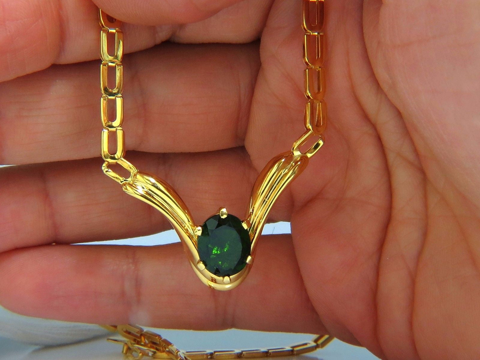 3.70 Carat Natural Lush Green Chrome Diopside Pendant Necklace in 14K Gold V-Shape Design - Perfect for Evening Gowns, Formal Events & Special Occasions