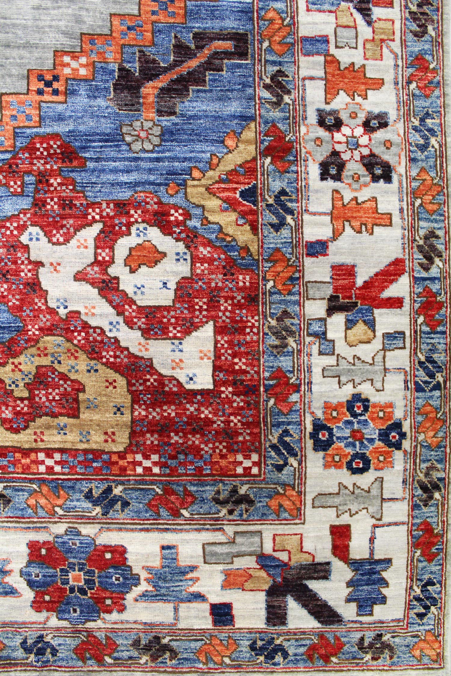 Handwoven Bakshaish Tribal Rug - Authentic Persian Design, J60944 - Perfect for Boho Home Decor, Living Room, or Bedroom Accent