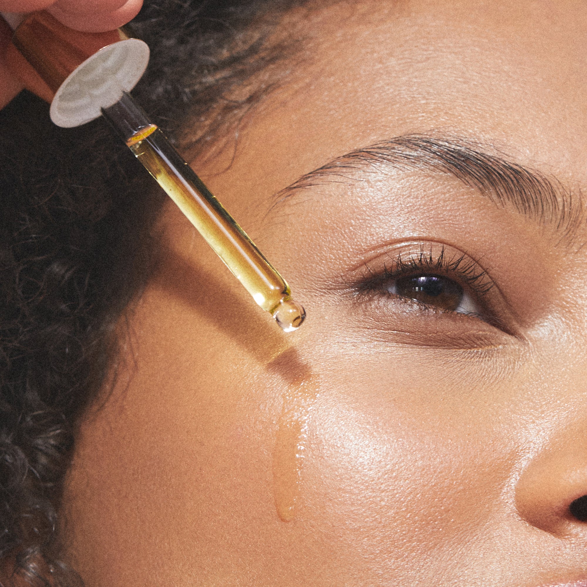 Organic Noni Glow Face Oil for Radiant Skin - Anti-Aging, Hydrating & Brightening Facial Treatment - Perfect for Night Routine & Dry Skin Care