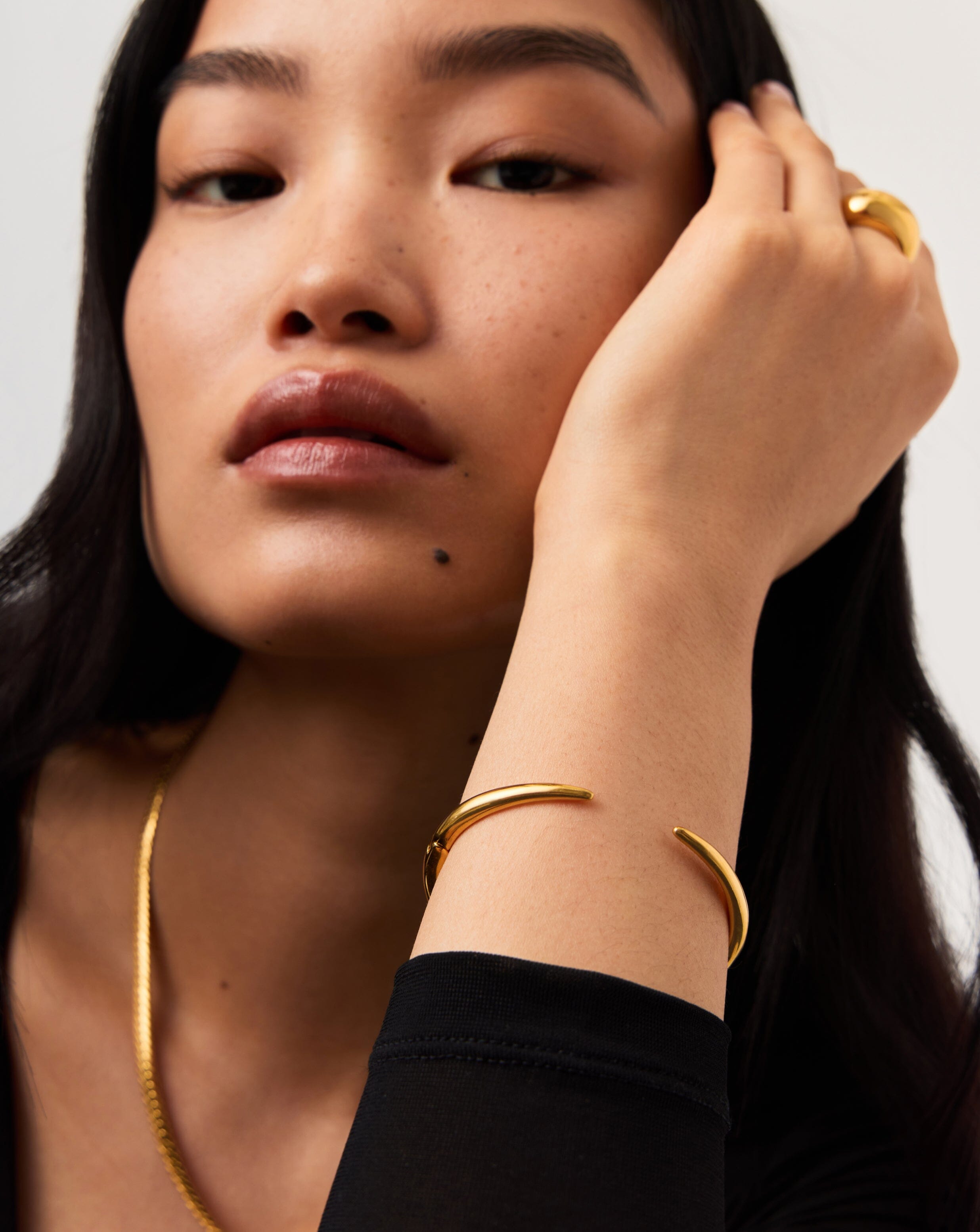 18k Gold Plated Claw Cuff Bracelet - Elegant Adjustable Bangle for Women, Perfect for Parties, Weddings & Everyday Wear
