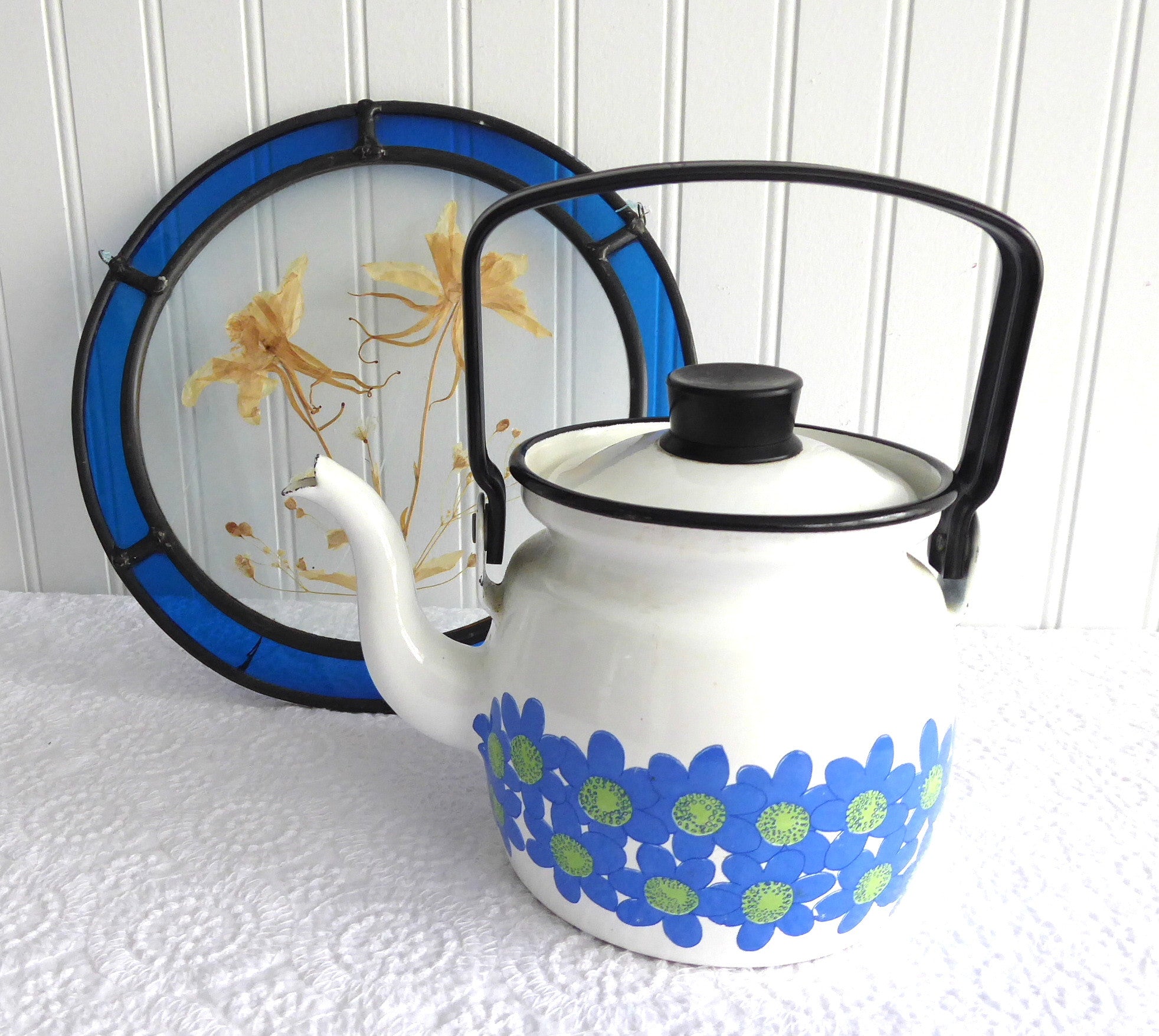 Vintage 1970s Esteri Tomula Sinivuokko Scandinavian Enamel Teapot - Finland Arabia Finland Tea Kettle for Coffee & Tea Brewing, Perfect for Kitchen Decor and Gift Giving