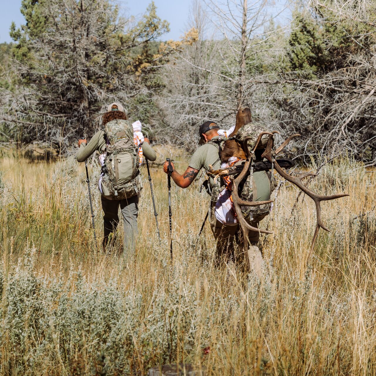 Eberlestock Team Elk Pack - Lightweight Hunting Backpack with Rifle Scabbard | Durable Gear for Elk Hunting, Backpacking & Outdoor Adventures