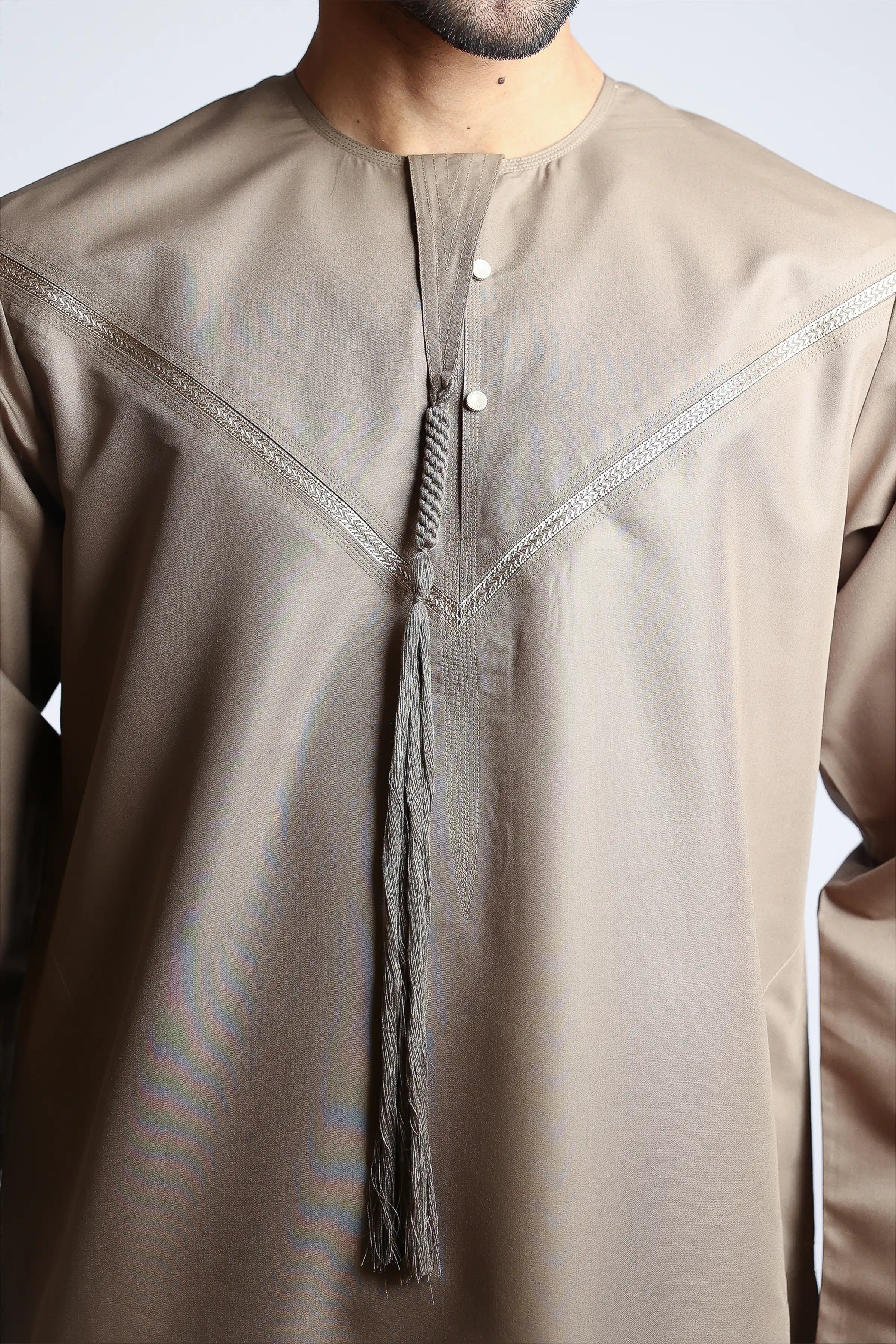 J148 Cobblestone Emirati Thobe - Premium Traditional Arabic Robe for Men - Perfect for Eid, Weddings & Special Occasions