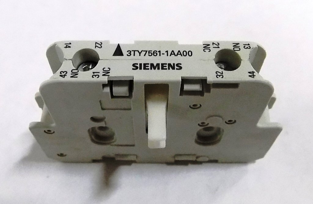 Siemens SIE 3TY7561-1AA00 Auxiliary Contact Block - Electrical Switch Accessory for Industrial Control Panels & Circuit Breakers