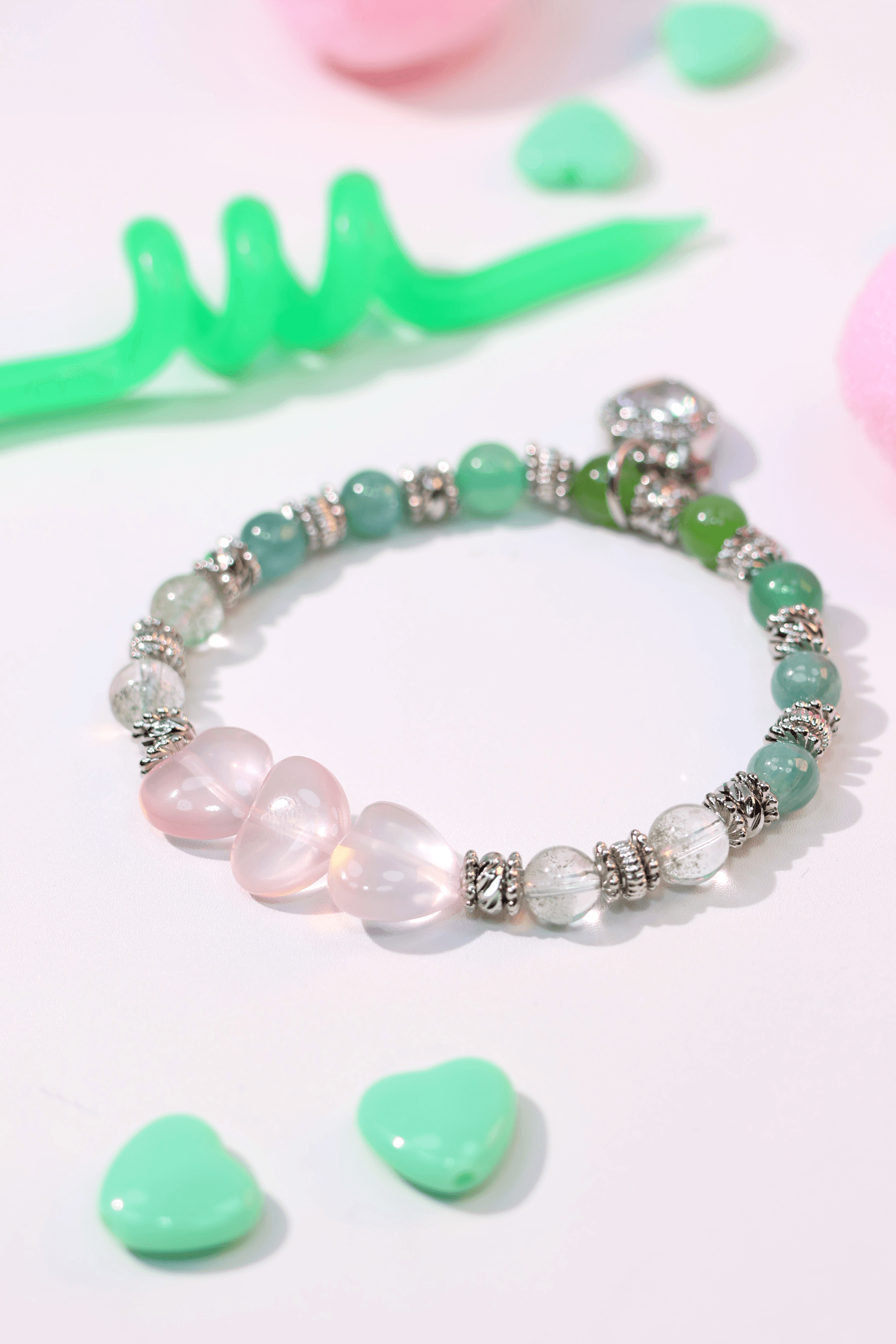 Gradient Heart Rainforest Bracelet - Boho Beaded Bracelet for Women, Adjustable Handmade Jewelry for Everyday Wear, Perfect for Festivals & Boho Outfits