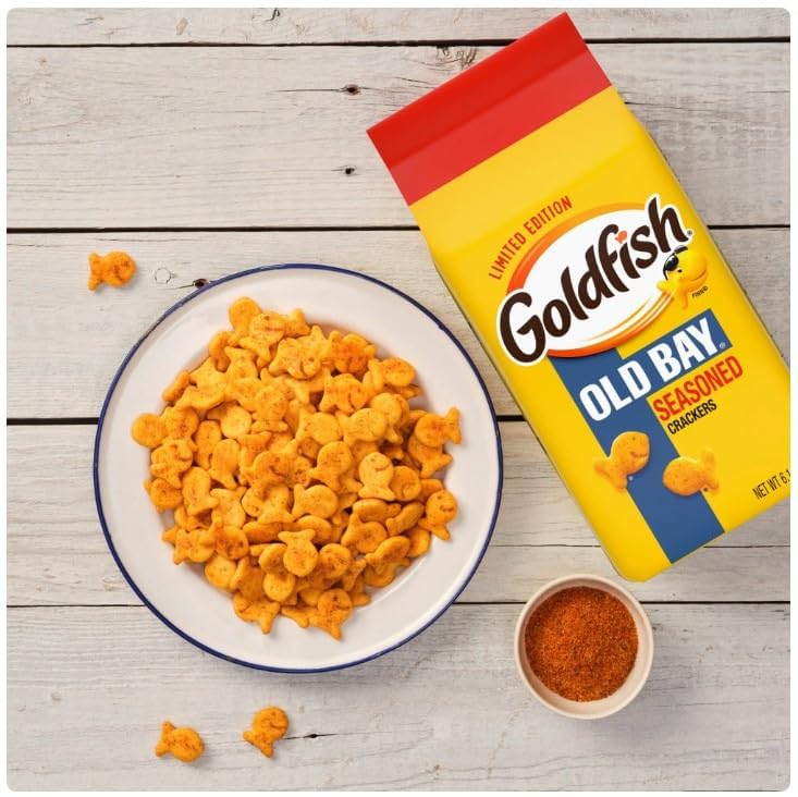 Old Bay Seasoned Goldfish Crackers - 27.3 oz (1.71 lb) Pack of 1 | Chesapeake Bay-Inspired Snack | Perfect for Parties, School Lunches & On-the-Go Snacking