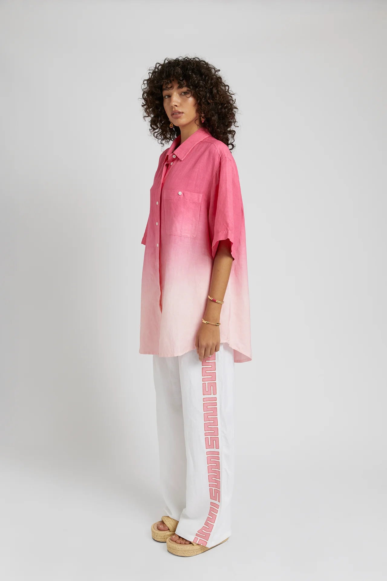 Big Pink Fade T-Shirt - Oversized Comfort Fit Cotton Tee for Men & Women | Perfect for Casual Wear, Street Style & Loungewear