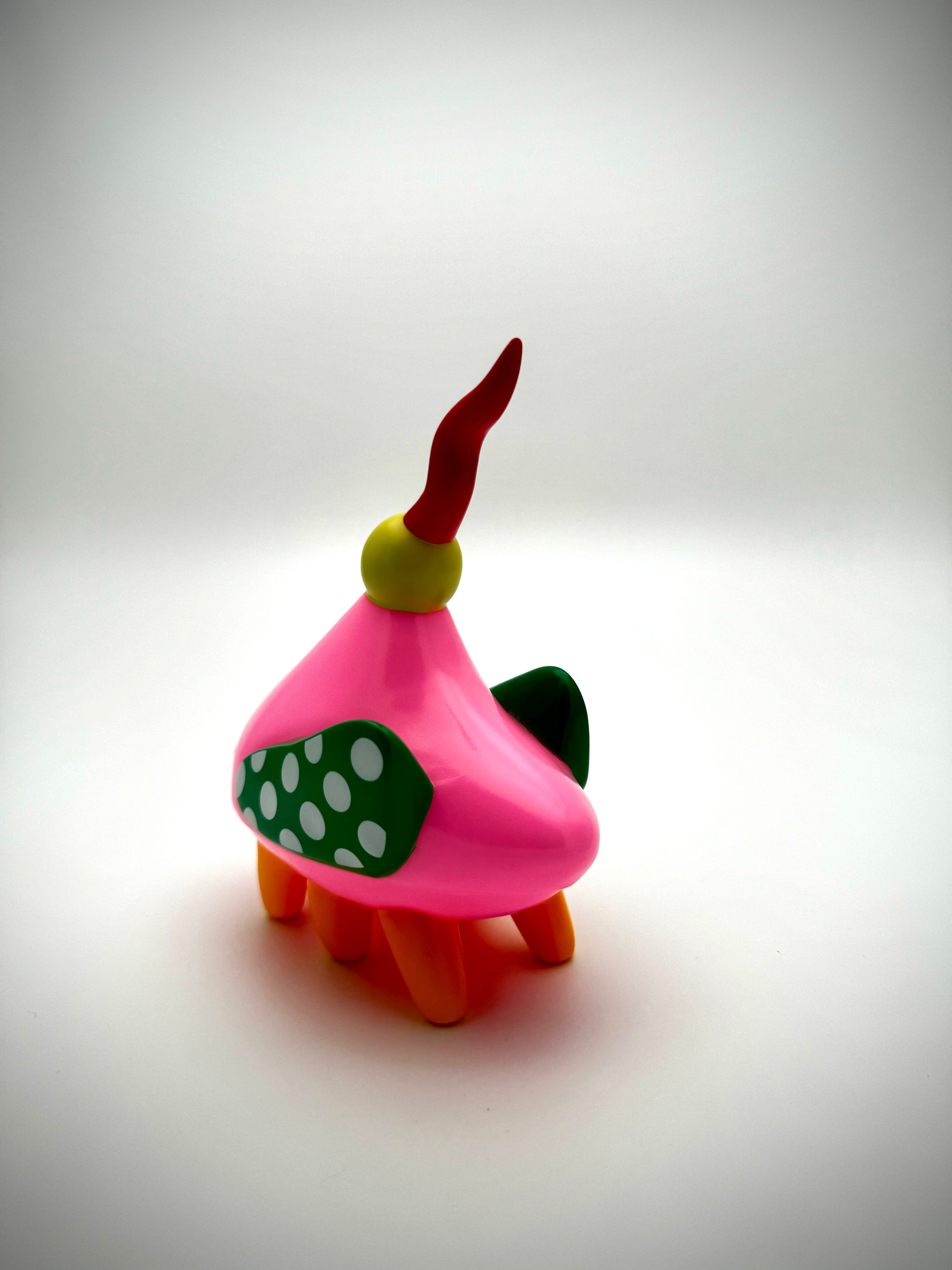 Premium Sashimi Cat Toy in Pink - Interactive Play for Indoor Cats - Hanamusic Pet Toys for Boredom Relief & Exercise