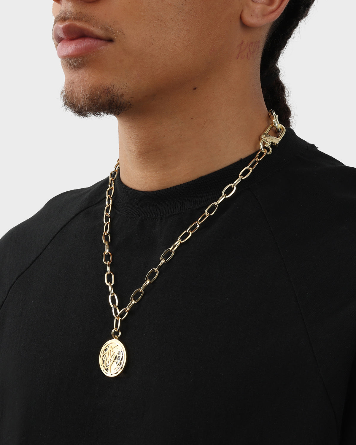 Elegant Gold Chain Necklace for Women - 18K Gold Plated Layering Necklace, Dainty & Minimalist Jewelry Gift for Her - Perfect for Everyday Wear, Date Nights & Special Occasions