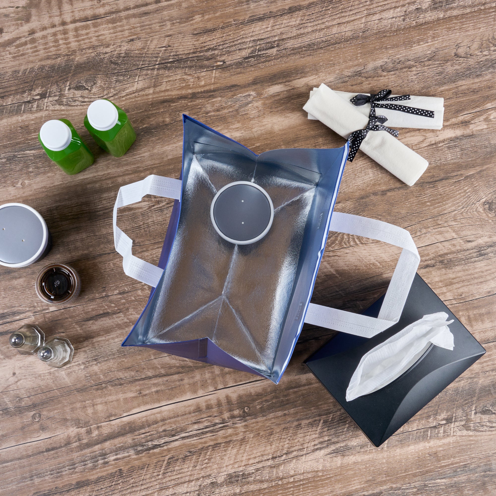 Blue Insulated Takeout Bags with Tamper-Evident Seal | 11.75