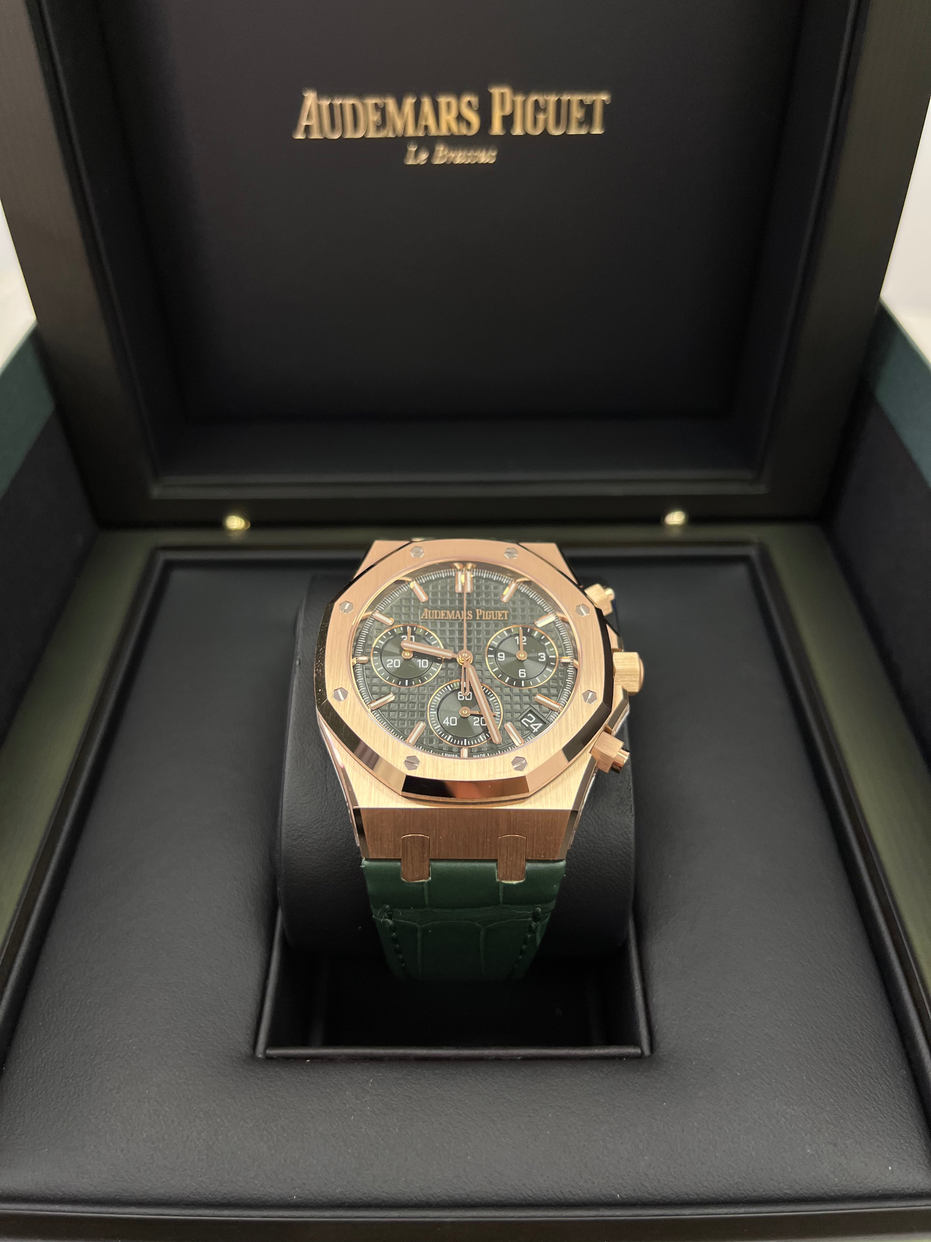 Audemars Piguet Royal Oak Chronograph 41mm Men's Watch - 26240OR.OO.D404CR.02 - 18K Rose Gold Case, Green Dial, Leather Strap - Luxury Sports Watch for Business, Gala & Special Occasions