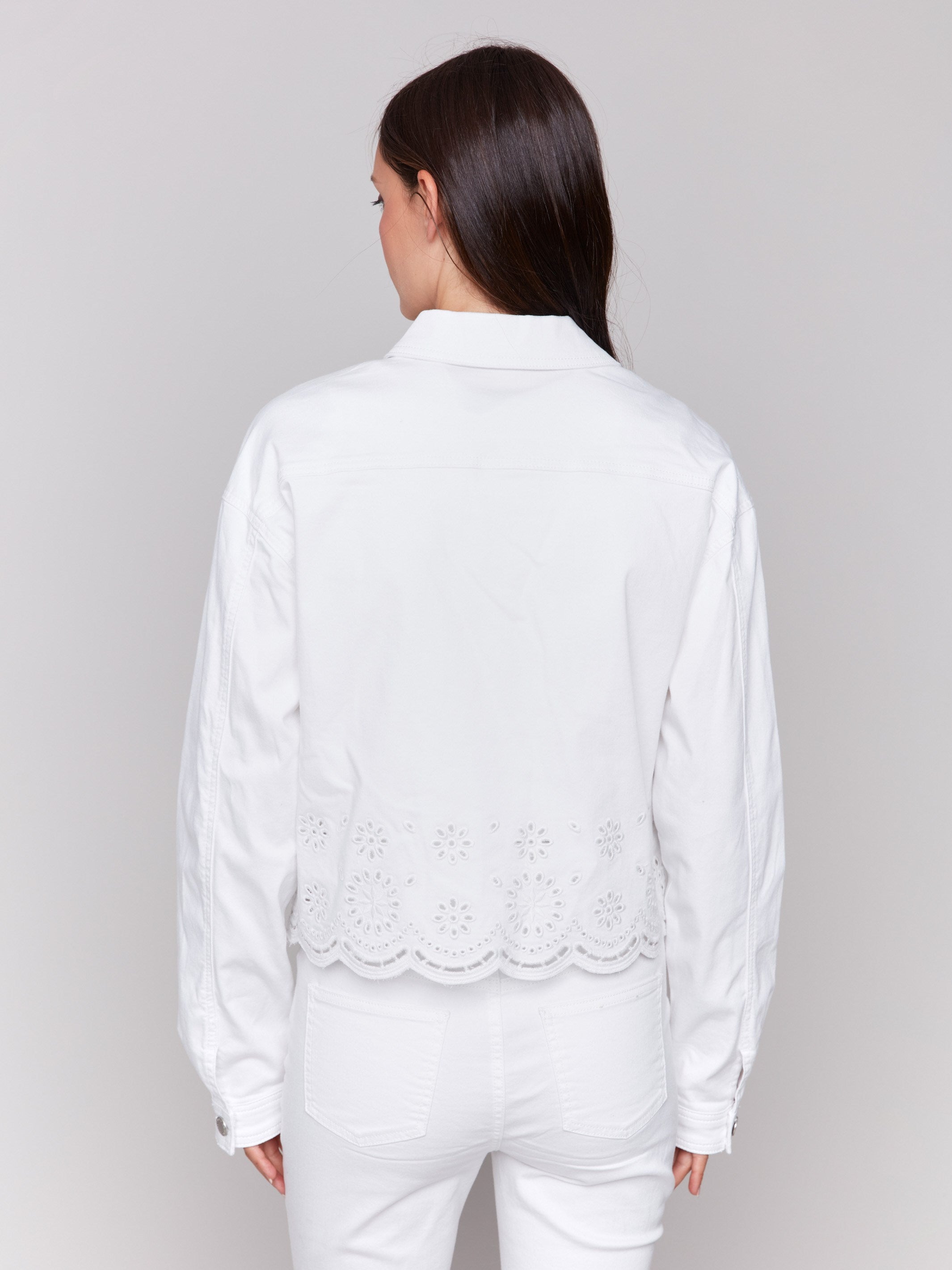 Stylish White Twill Scalloped Eyelet Jacket for Women - Perfect for Spring Outfits & Casual Wear