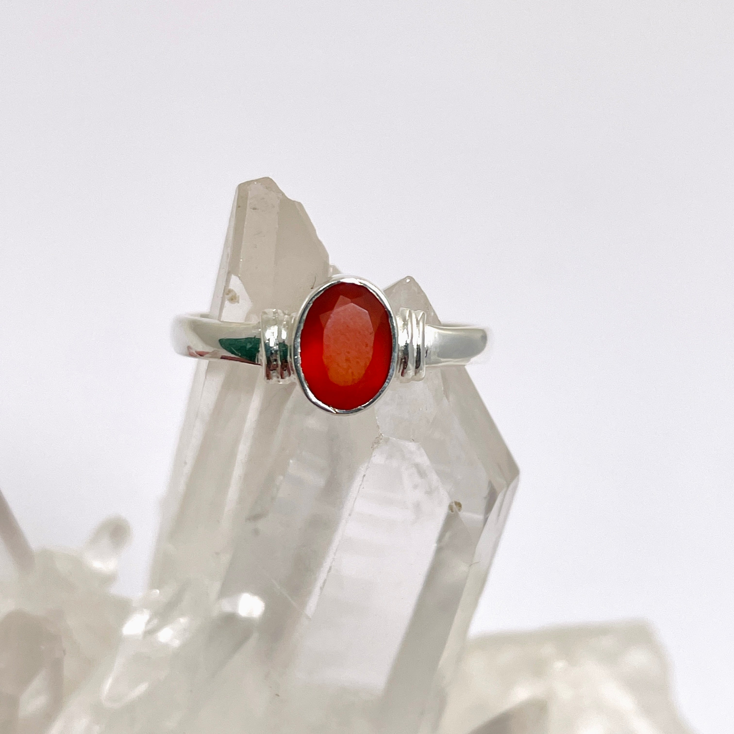 Natural Carnelian Oval Faceted Gemstone Pendant Necklace - Handcrafted Jewelry for Women, Spiritual Healing & Energy Balance - Perfect for Meditation, Yoga & Everyday Elegance