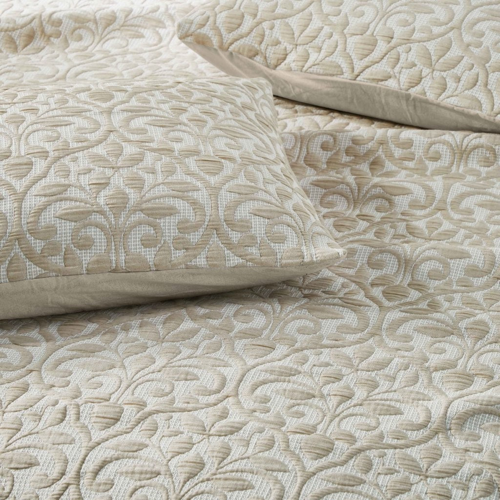 Premium Vineyard Cotton Blend Medium Weight Matelasse Woven Coverlet - Soft Bedspread for All Seasons | Perfect for Guest Rooms, Master Bedrooms & Cozy Home Decor